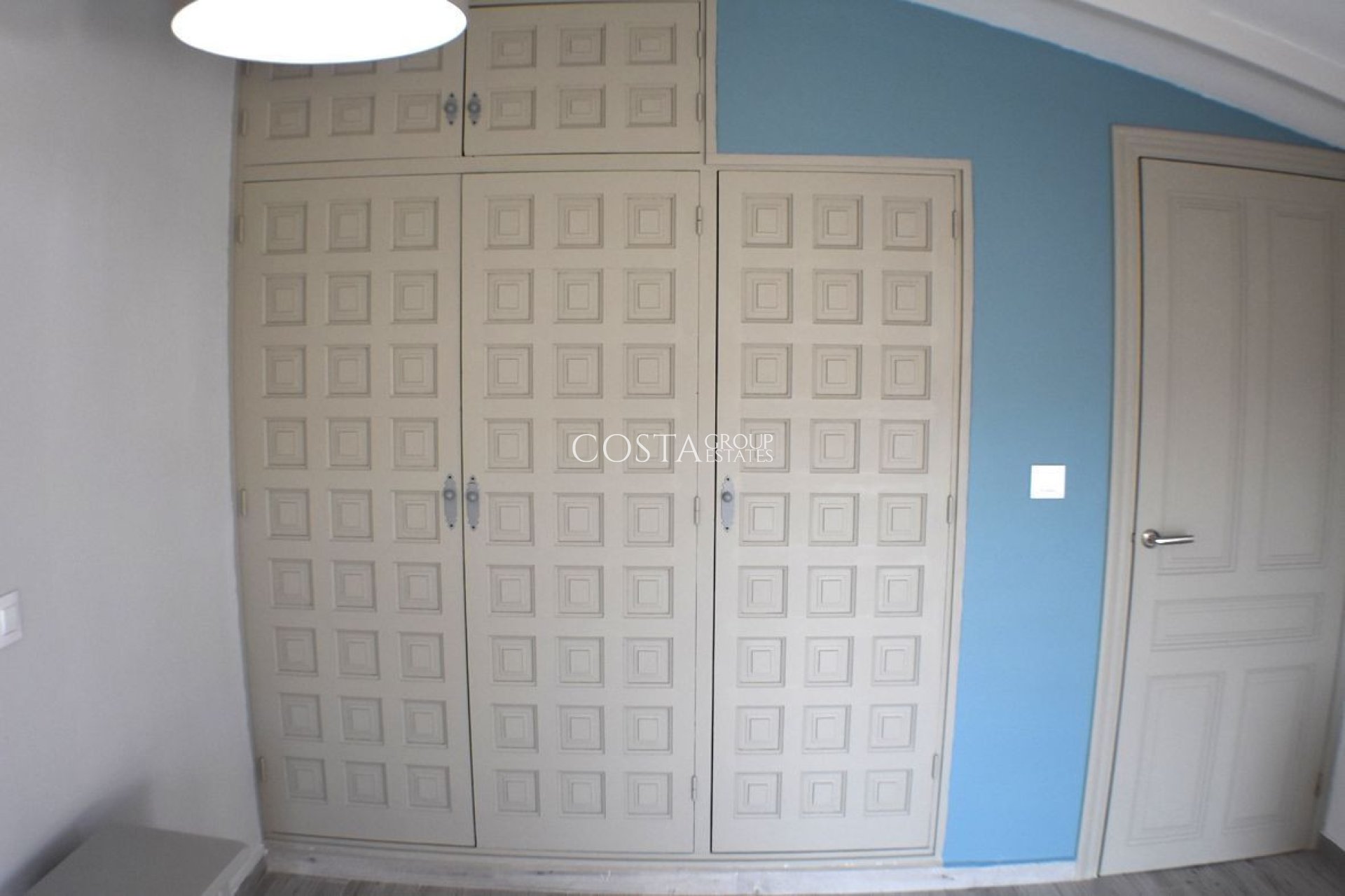 Resale - Villa -
Teulada - Moraira