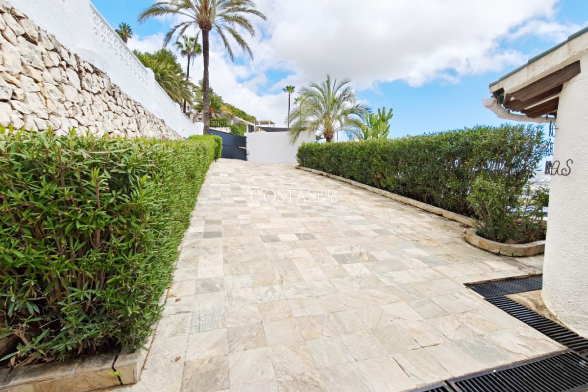 Resale - Villa -
Teulada - Moraira
