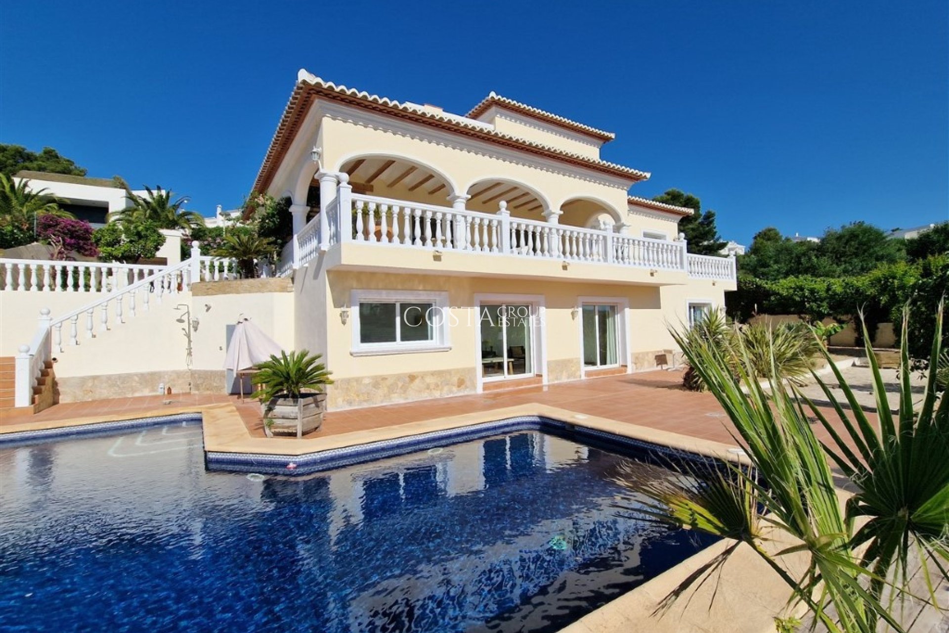 Resale - Villa -
Teulada - Moraira