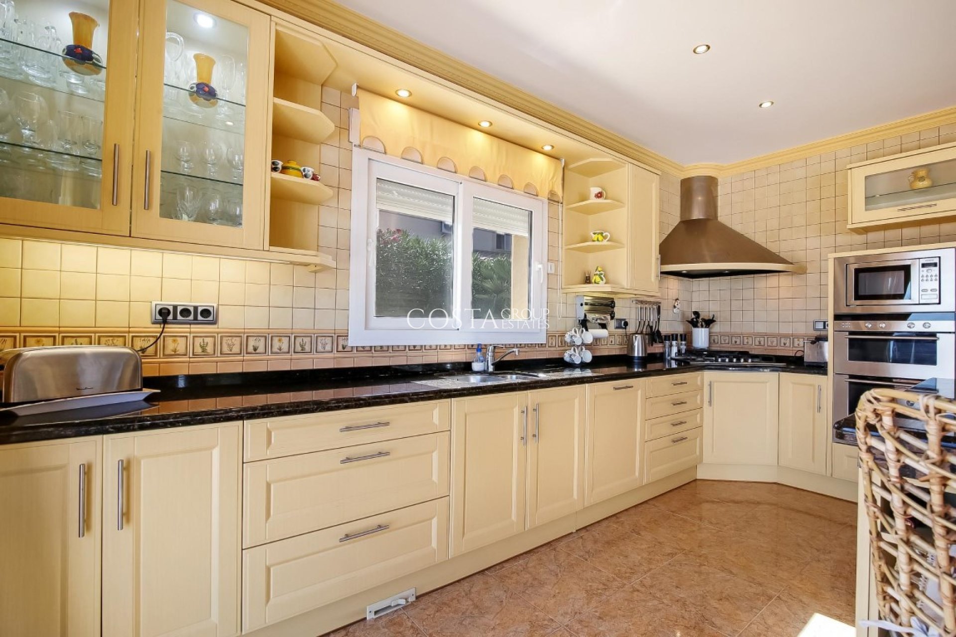 Resale - Villa -
Teulada - Moraira