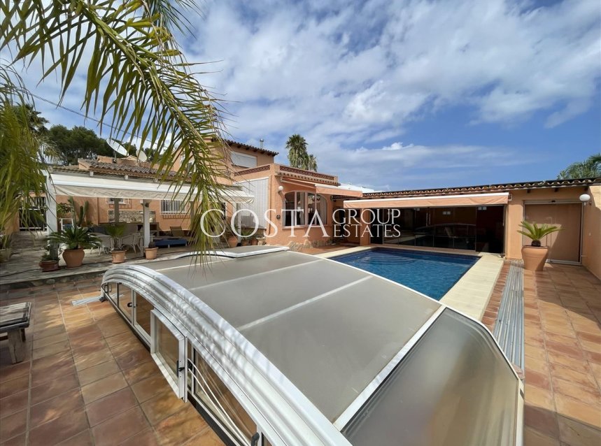 Resale - Villa -
Teulada - Moraira