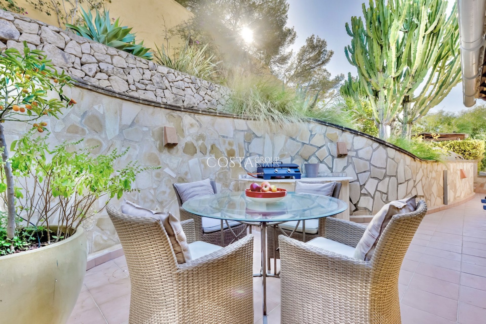 Resale - Villa -
Teulada - Moraira