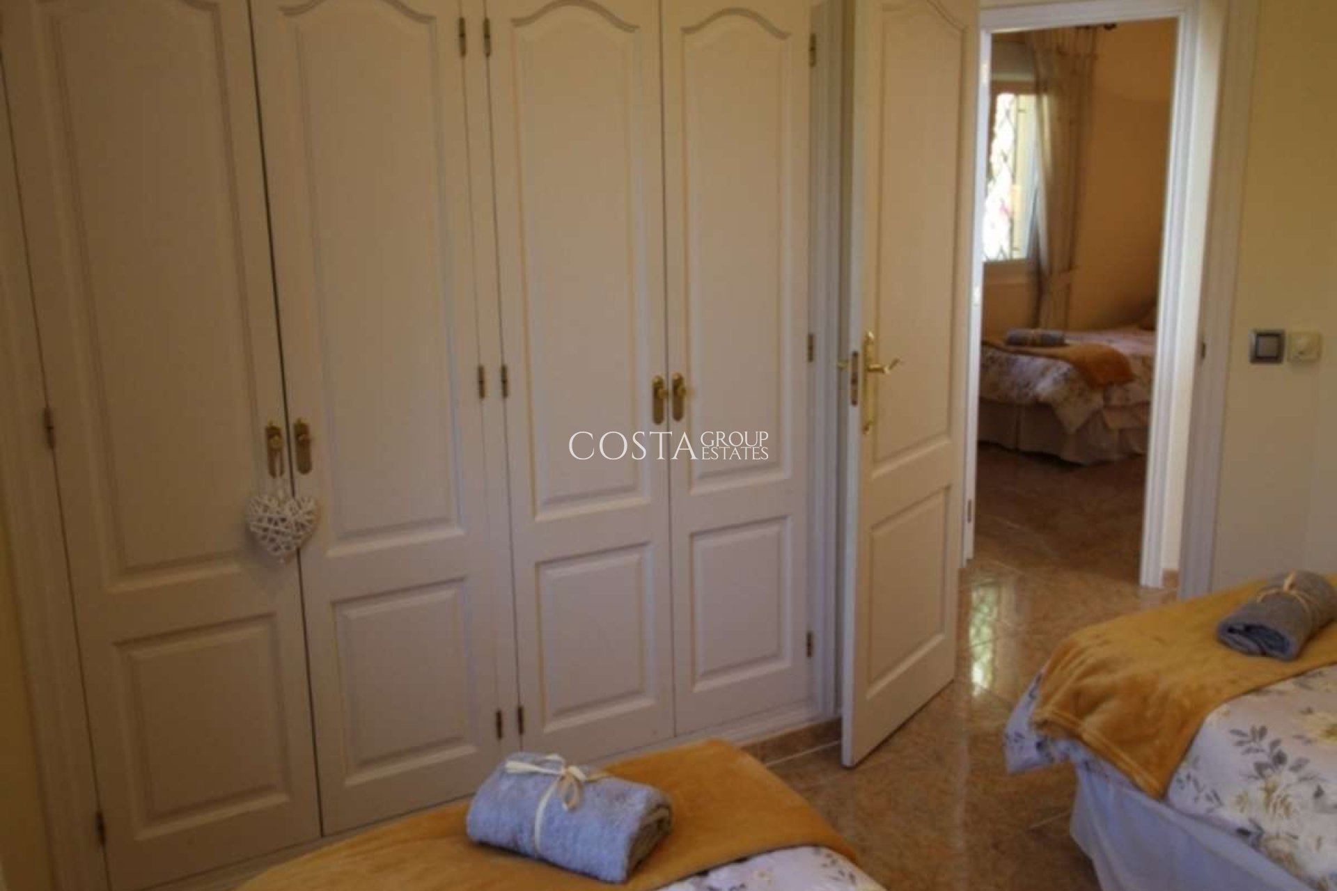 Resale - Villa -
Teulada - Moraira