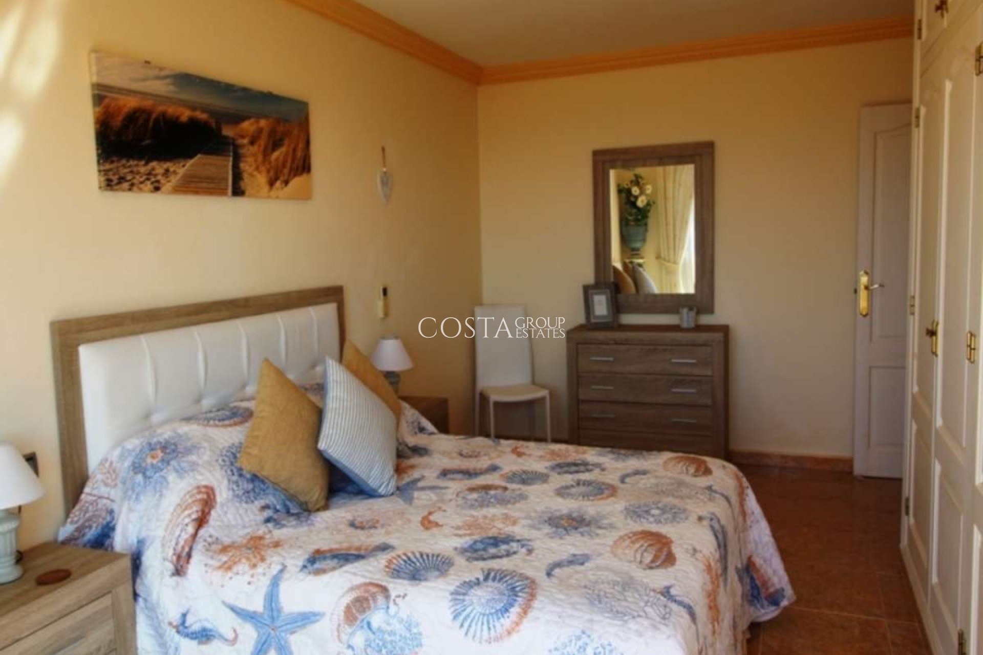 Resale - Villa -
Teulada - Moraira