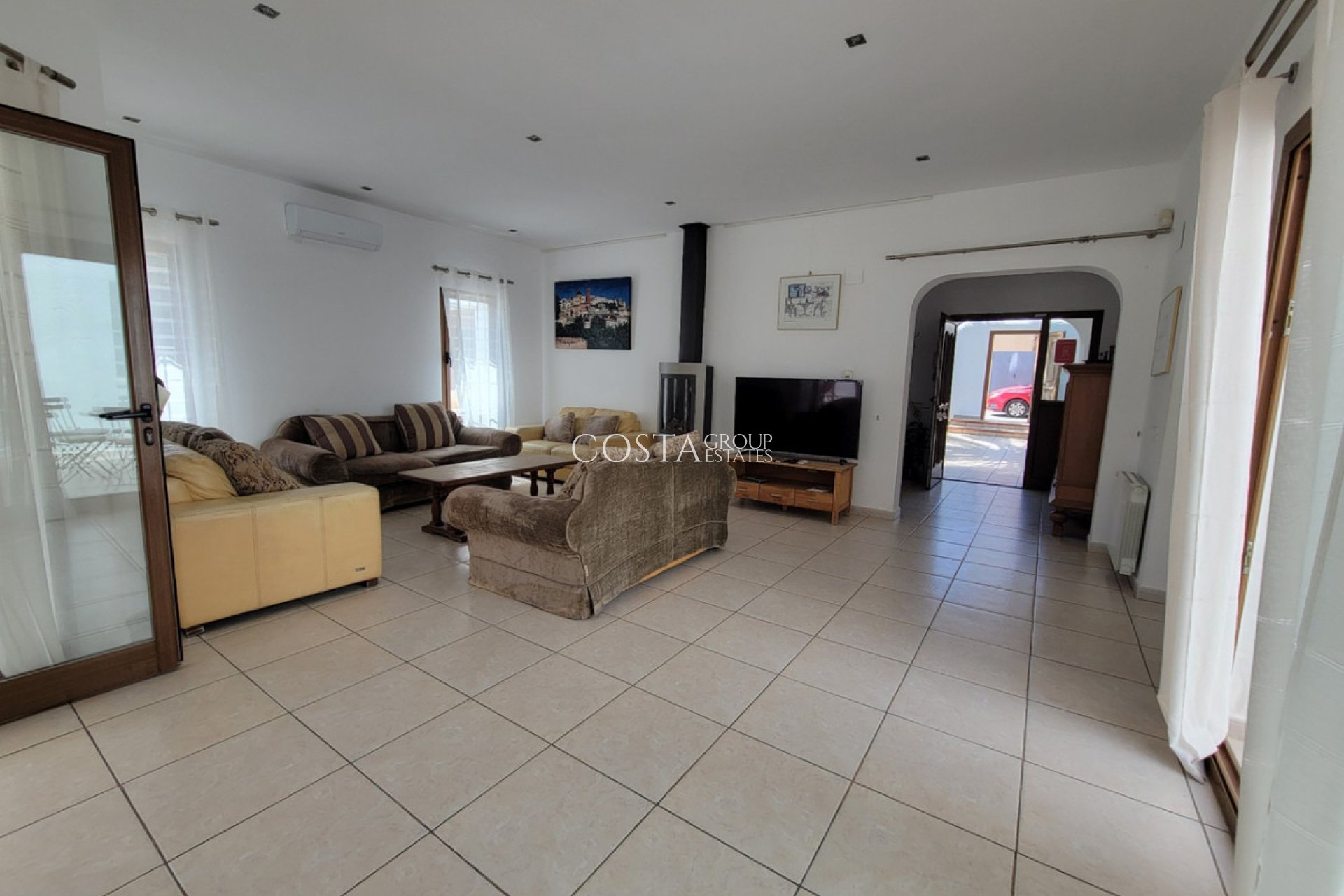 Resale - Villa -
Teulada - Moraira