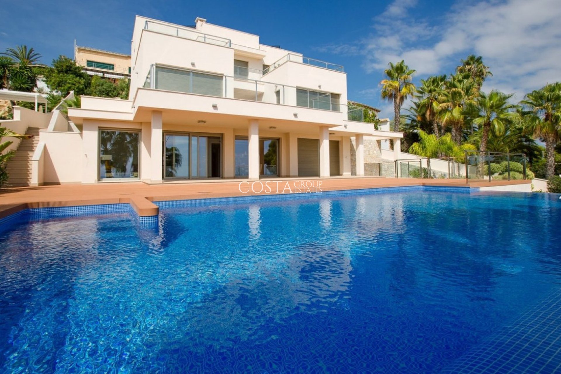 Resale - Villa -
Teulada - Moraira