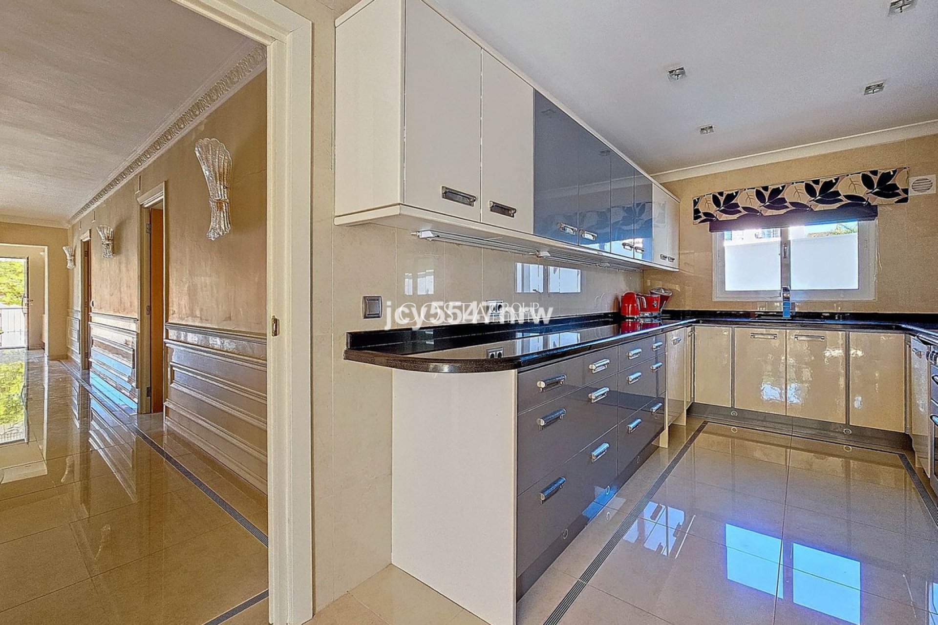 Resale - Villa -
Teulada - Moraira