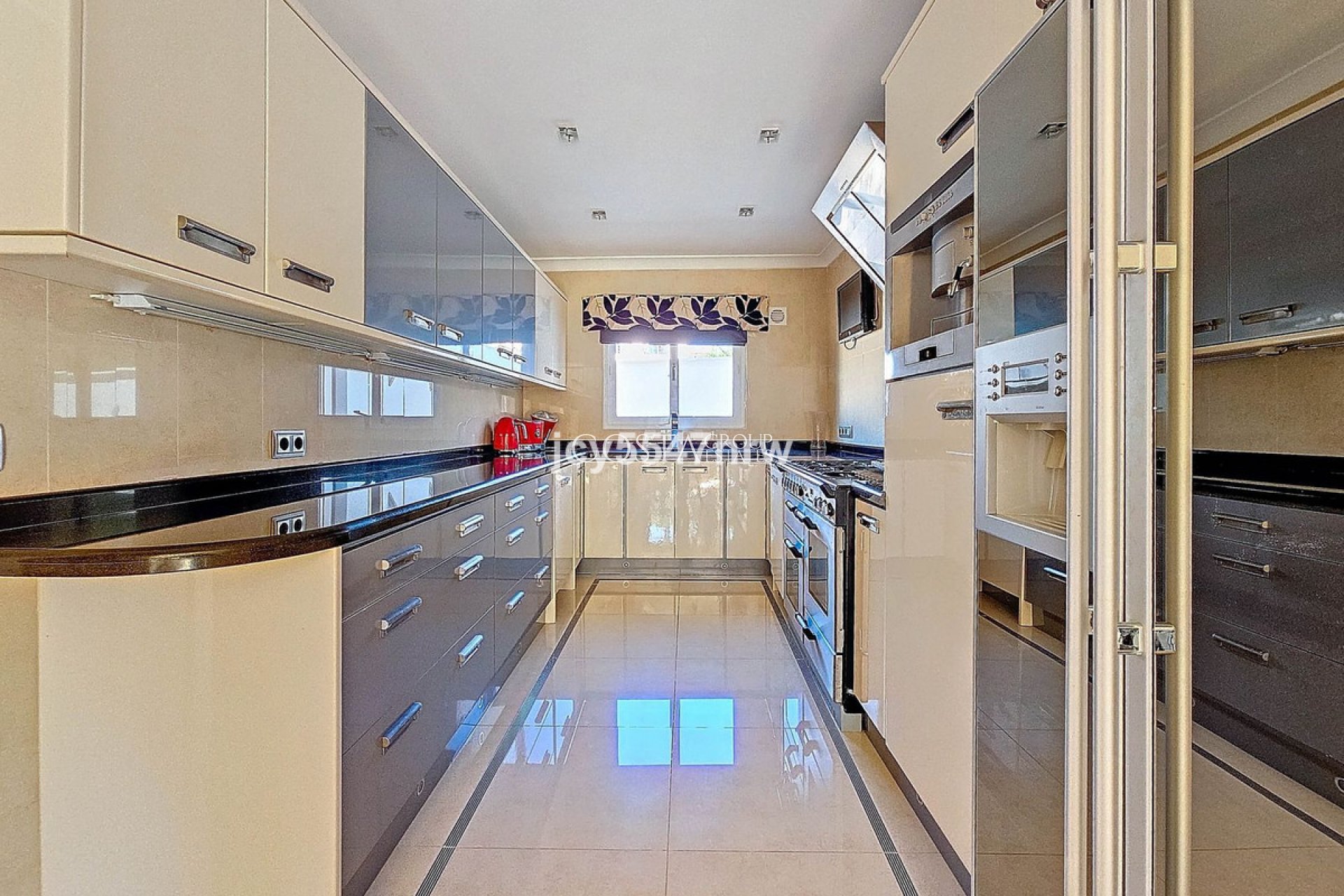 Resale - Villa -
Teulada - Moraira