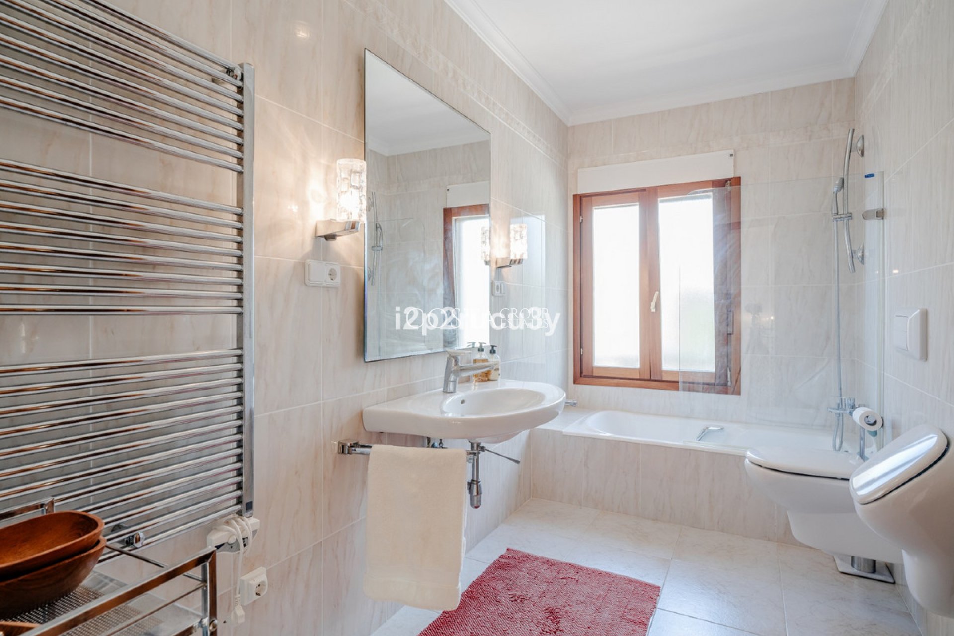 Resale - Villa -
Teulada - Moraira