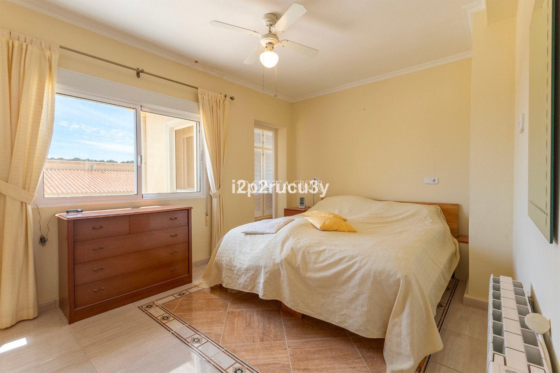 Resale - Villa -
Teulada - Moraira