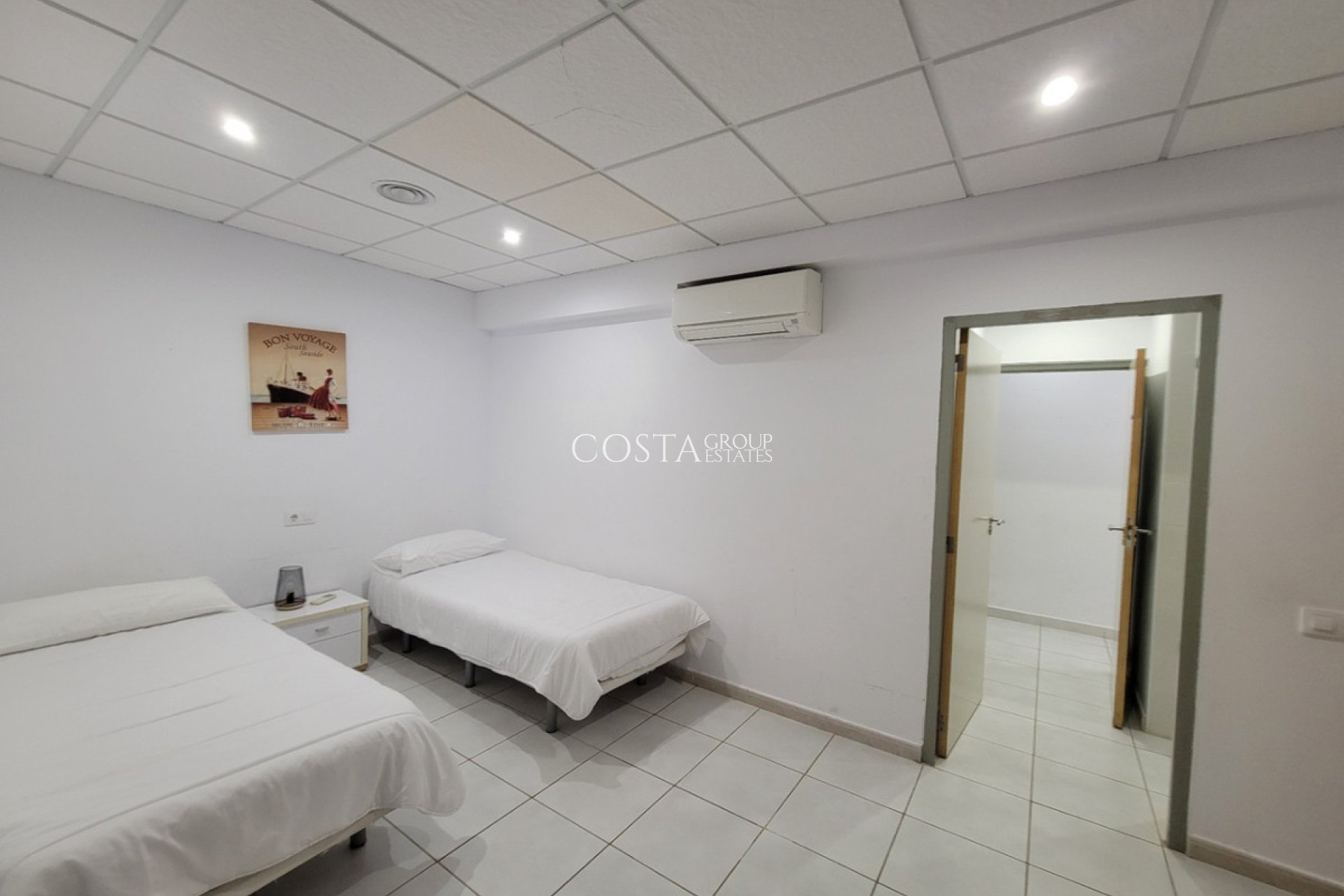 Resale - Villa -
Teulada - Moraira