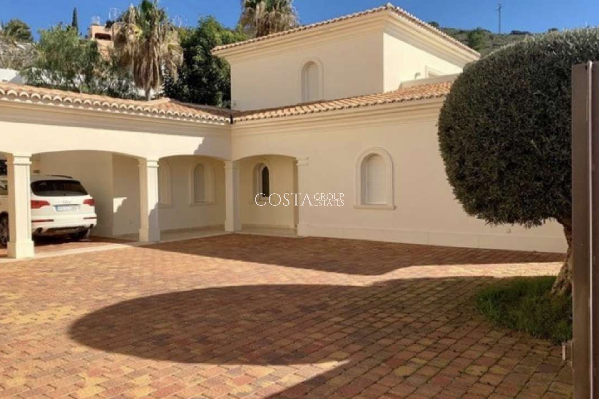 Resale - Villa -
Teulada - Moraira
