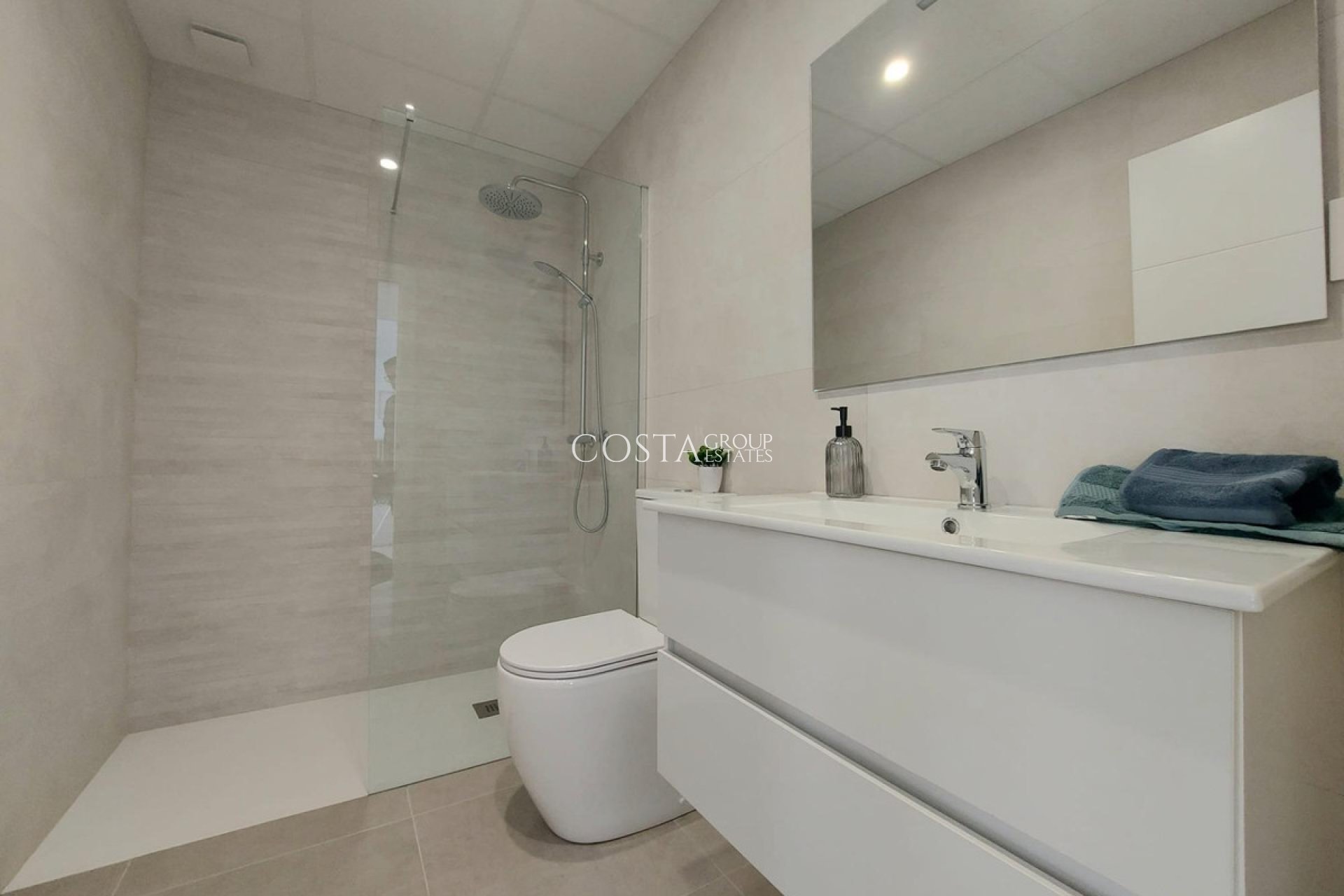 Resale - Villa -
Torre-Pacheco - Roldan