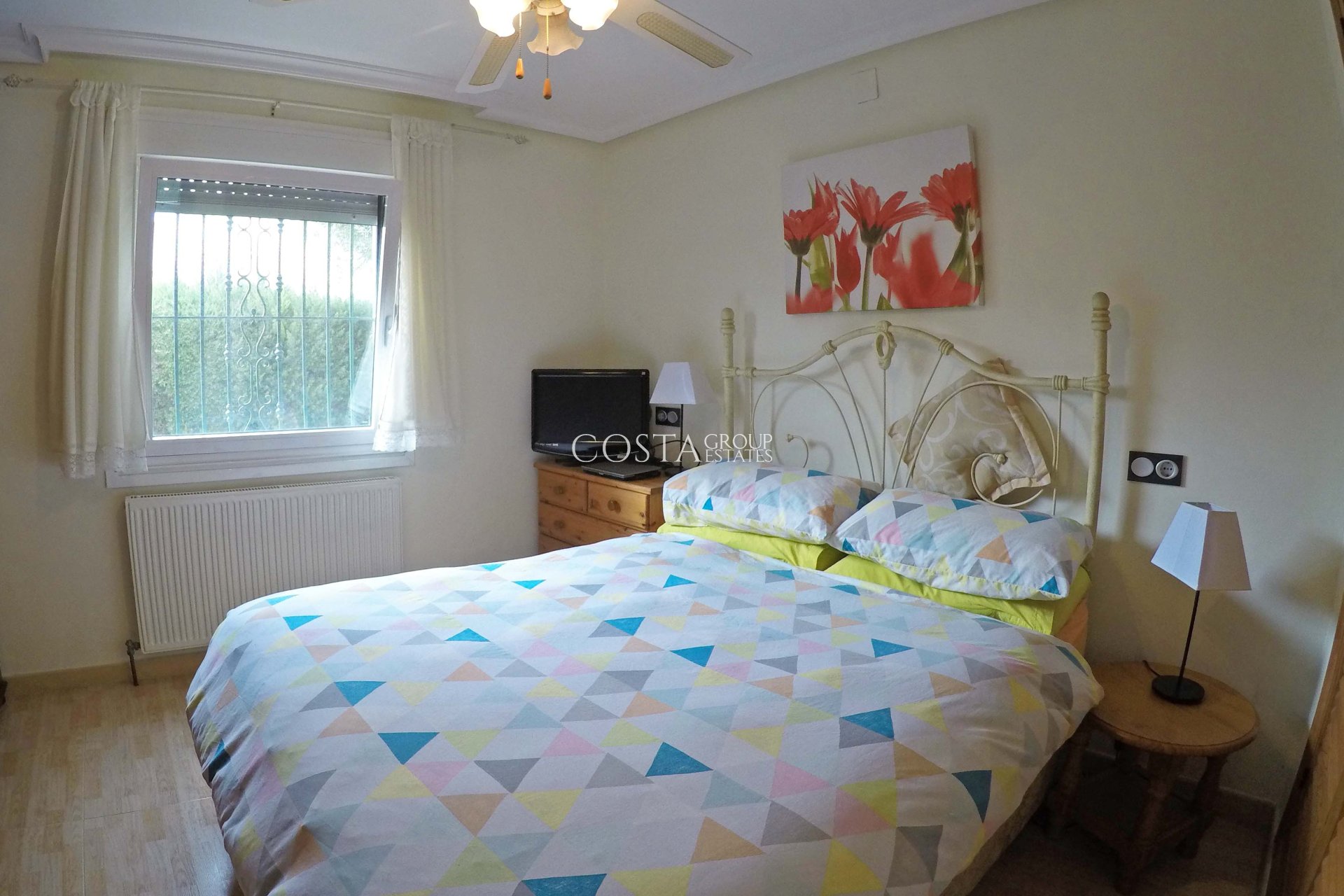 Resale - Villa -
Torrevieja - El Chaparral