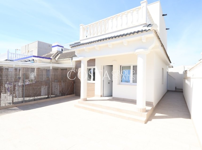 Resale - Villa -
Torrevieja - El Chaparral