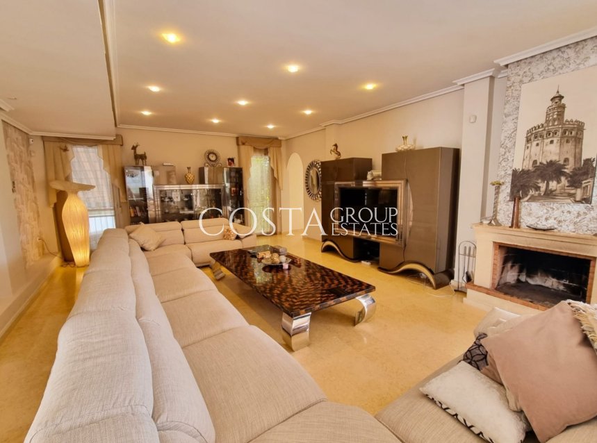 Resale - Villa -
Torrevieja - La Mata