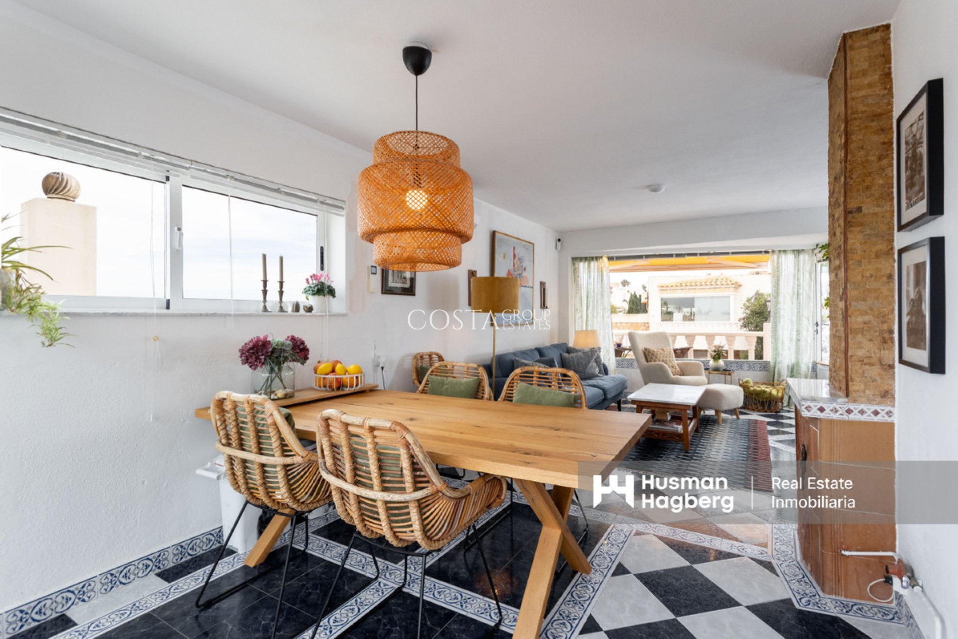 Resale - Villa -
Torrevieja - La Mata