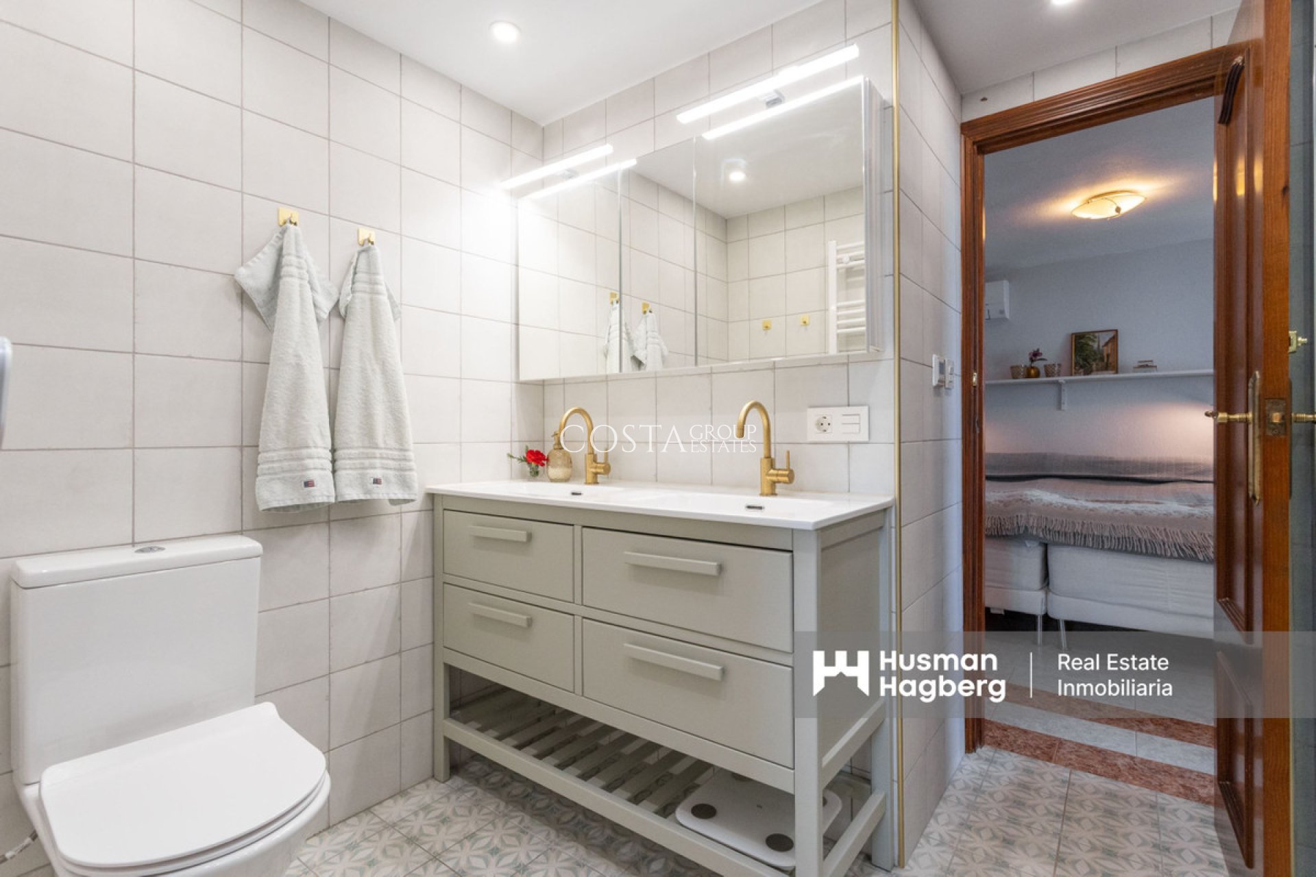 Resale - Villa -
Torrevieja - La Mata