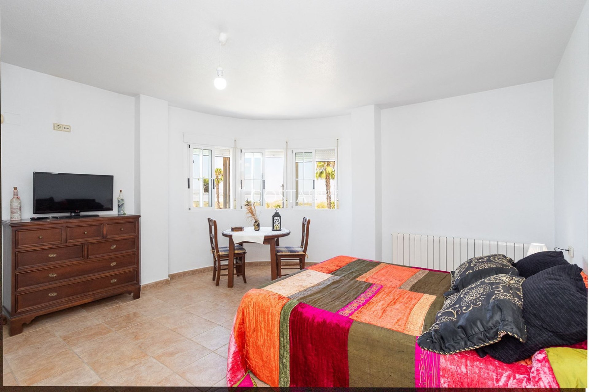 Resale - Villa -
Torrevieja - La Siesta