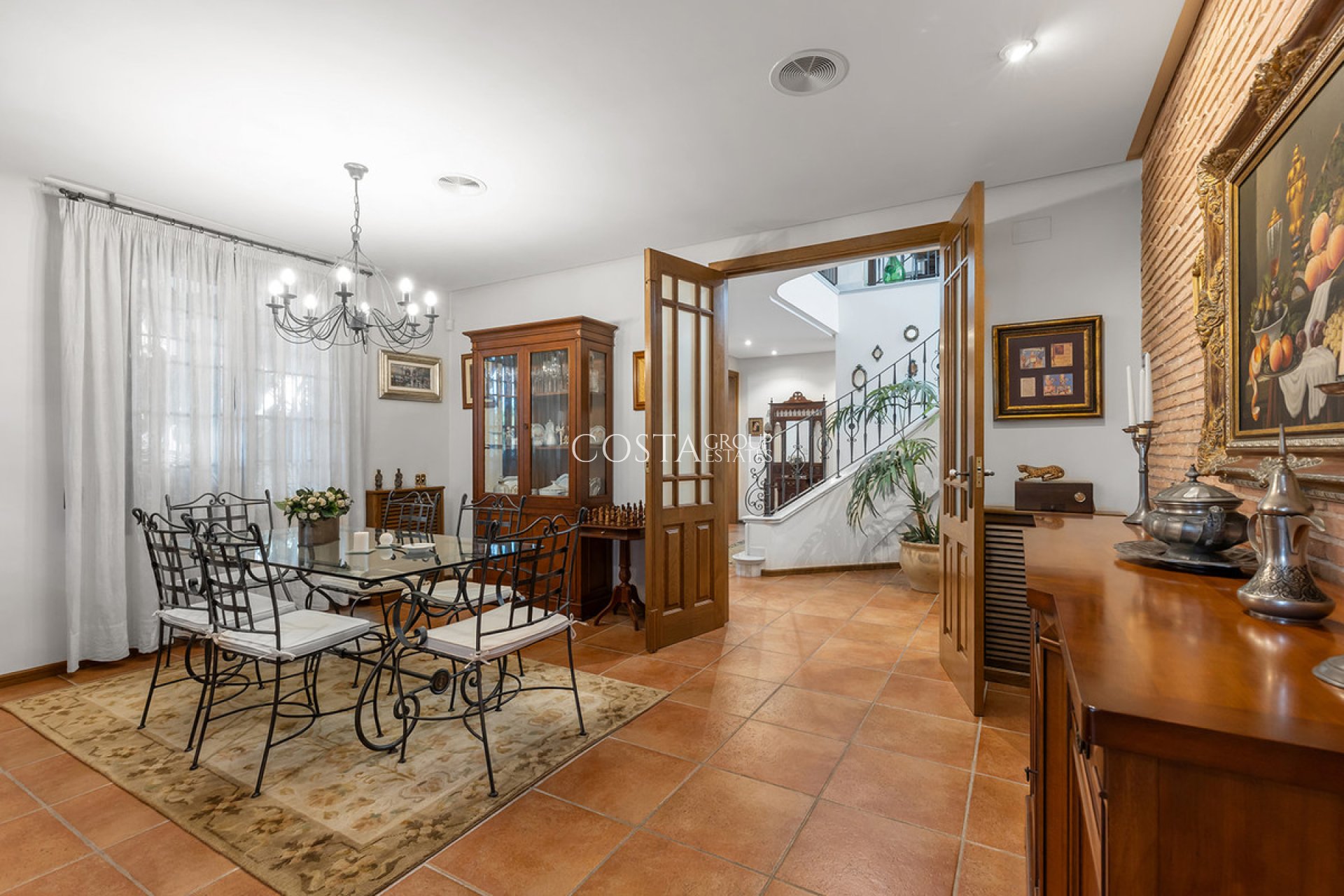 Resale - Villa -
Torrevieja - La Veleta