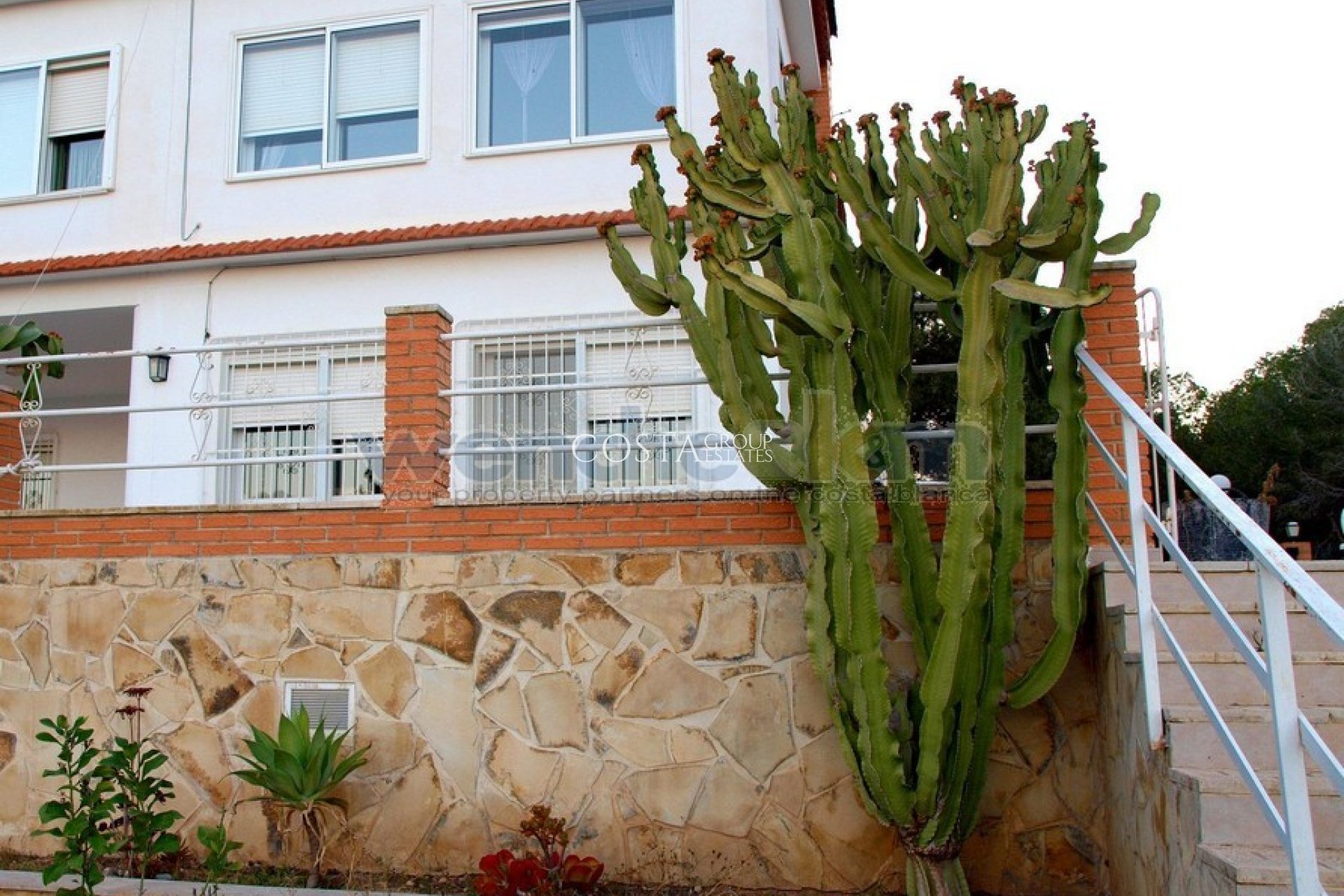 Resale - Villa -
Torrevieja - Los Balcones