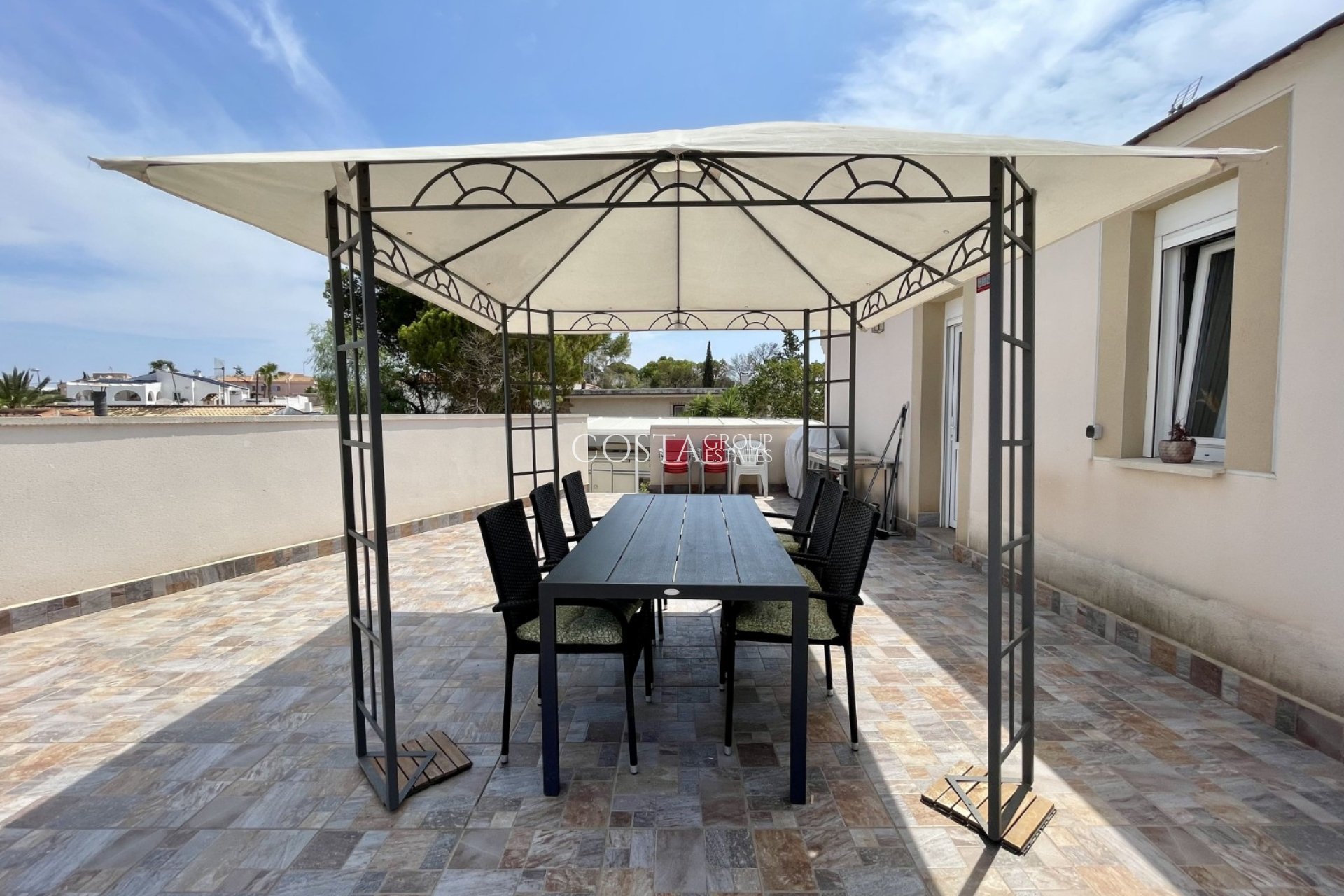 Resale - Villa -
Torrevieja - Los Balcones