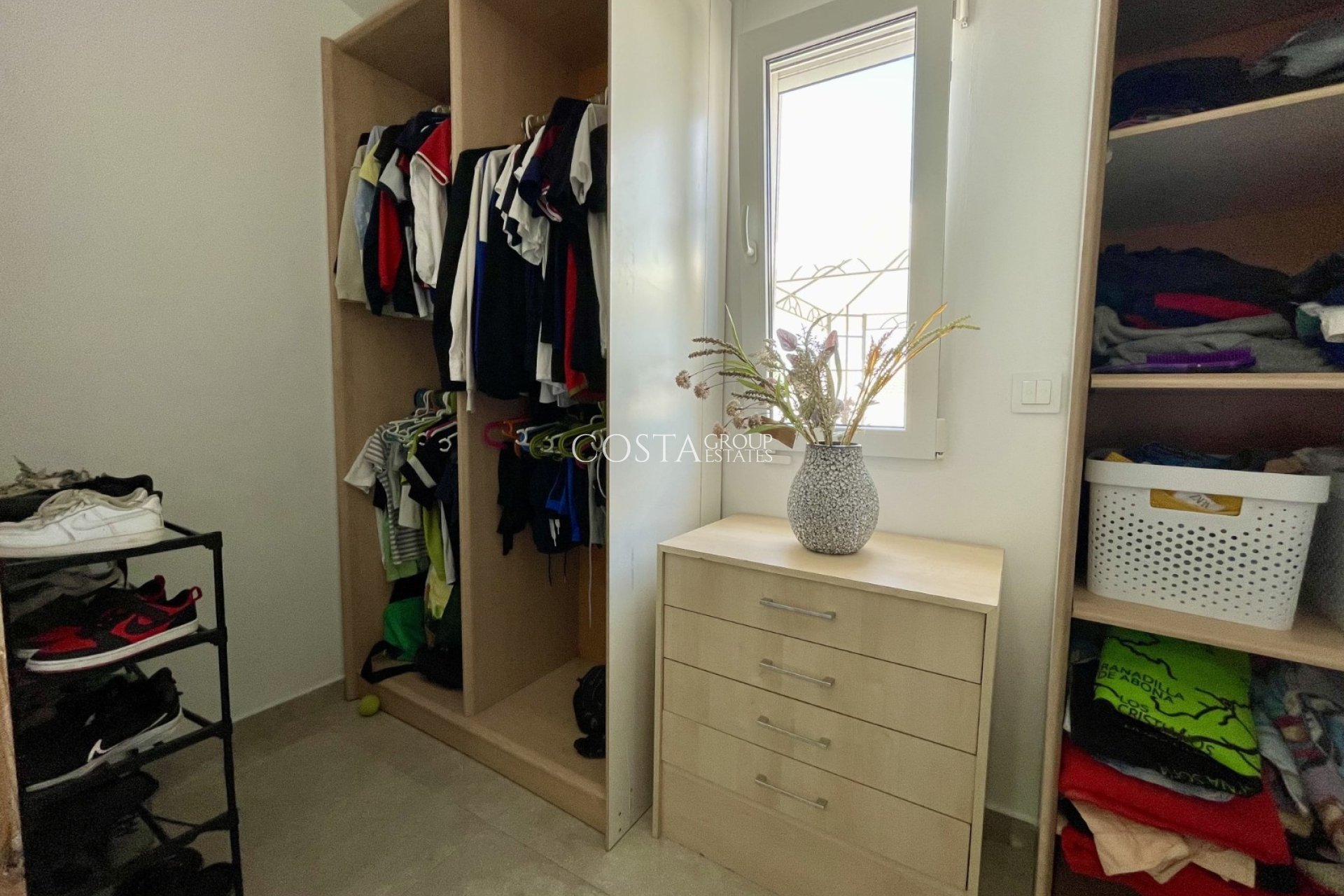 Resale - Villa -
Torrevieja - Los Balcones