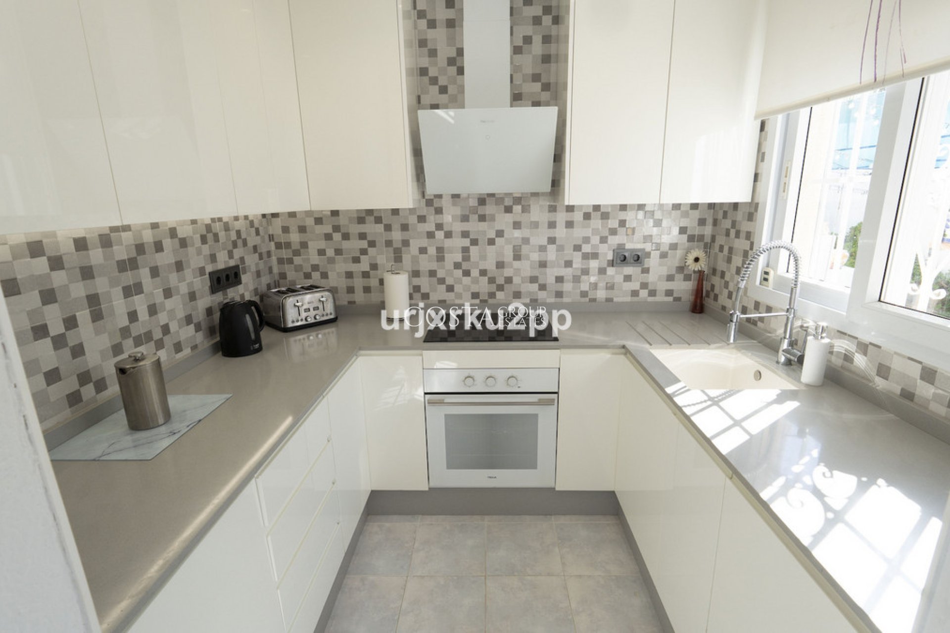 Resale - Villa -
Torrevieja - San Luis