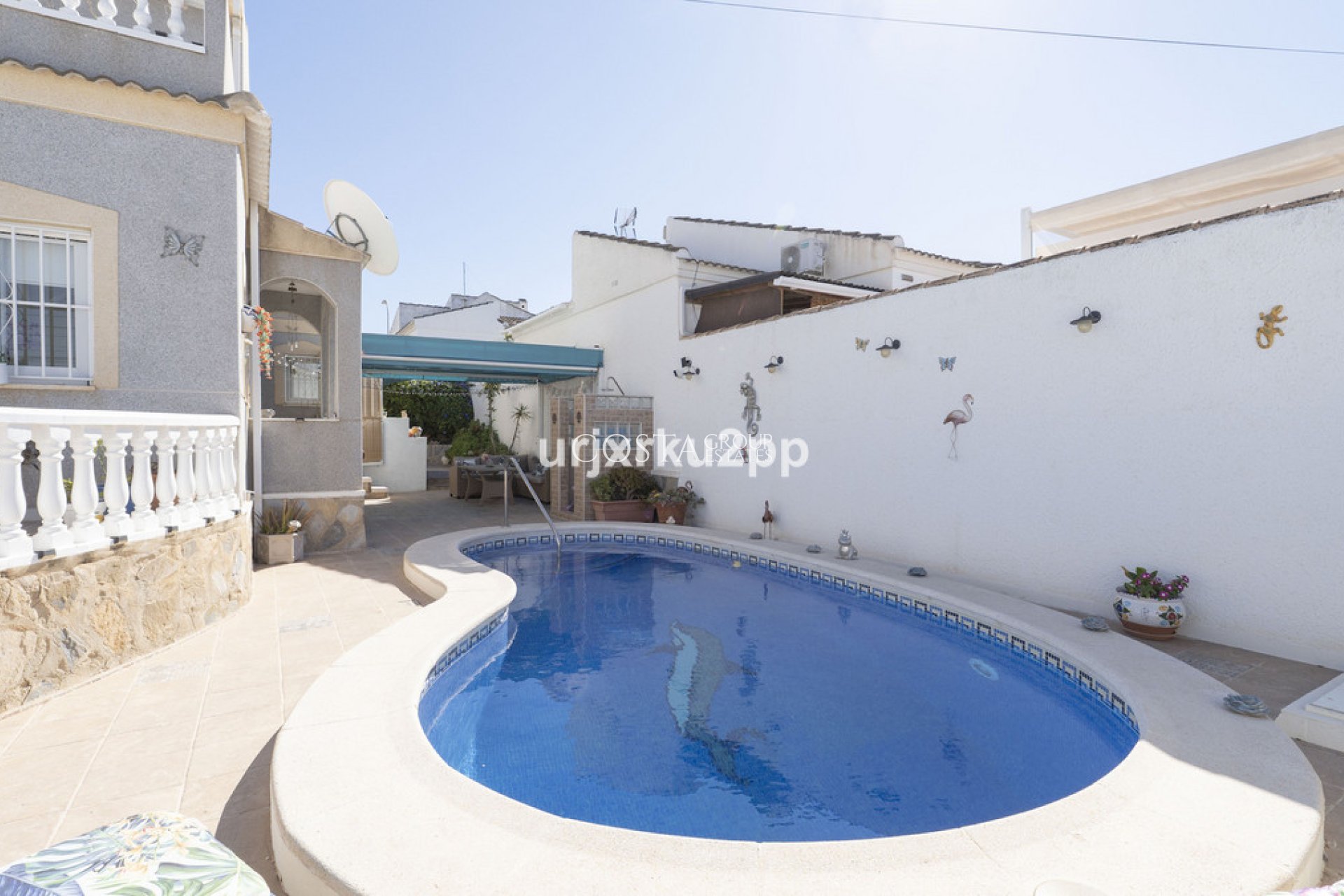 Resale - Villa -
Torrevieja - San Luis