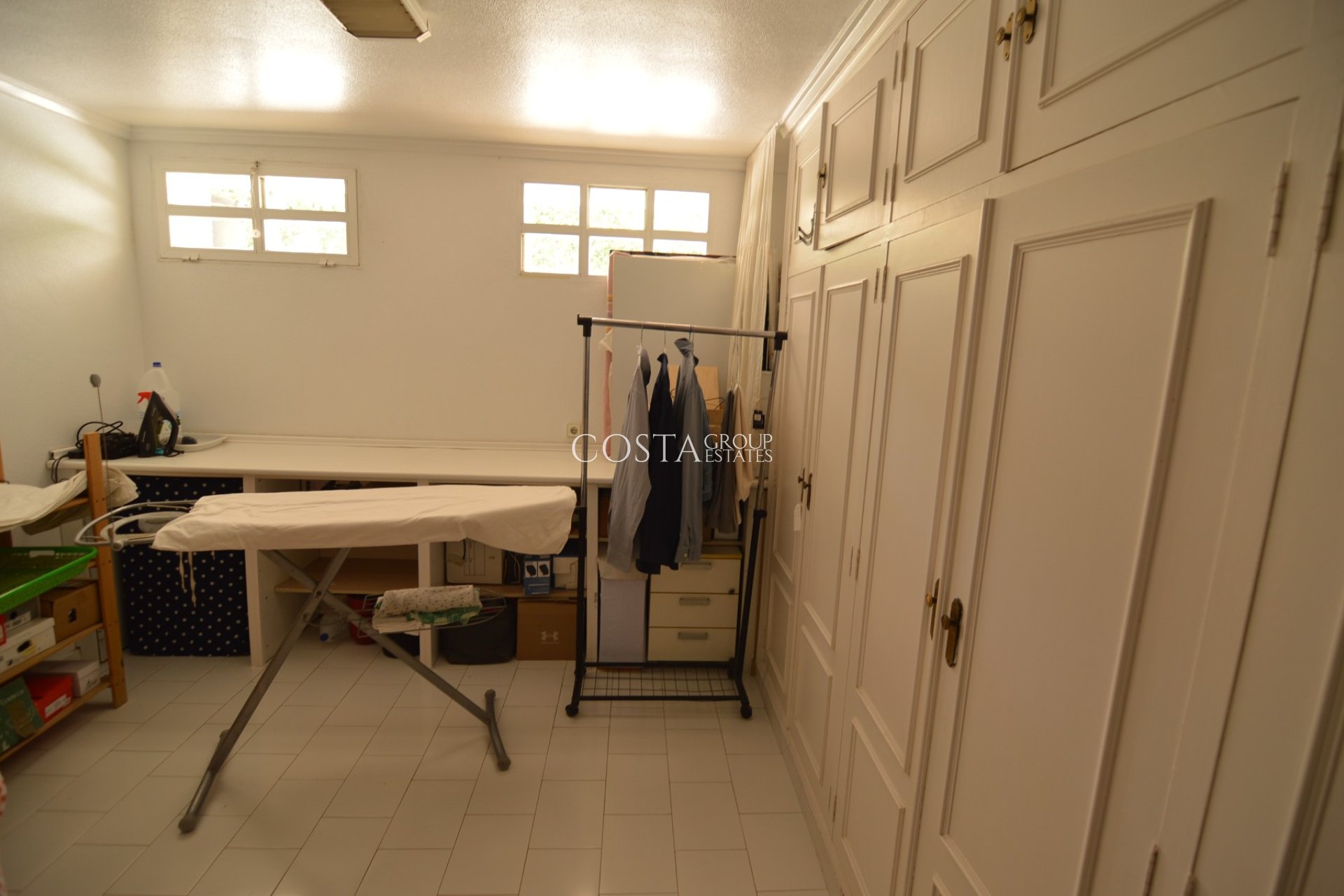 Resale - Villa -
Torrevieja - Torreta Florida