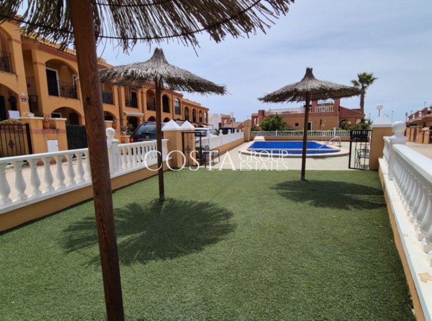 Resale - Villa -
Torrevieja - Torrevieja Centro