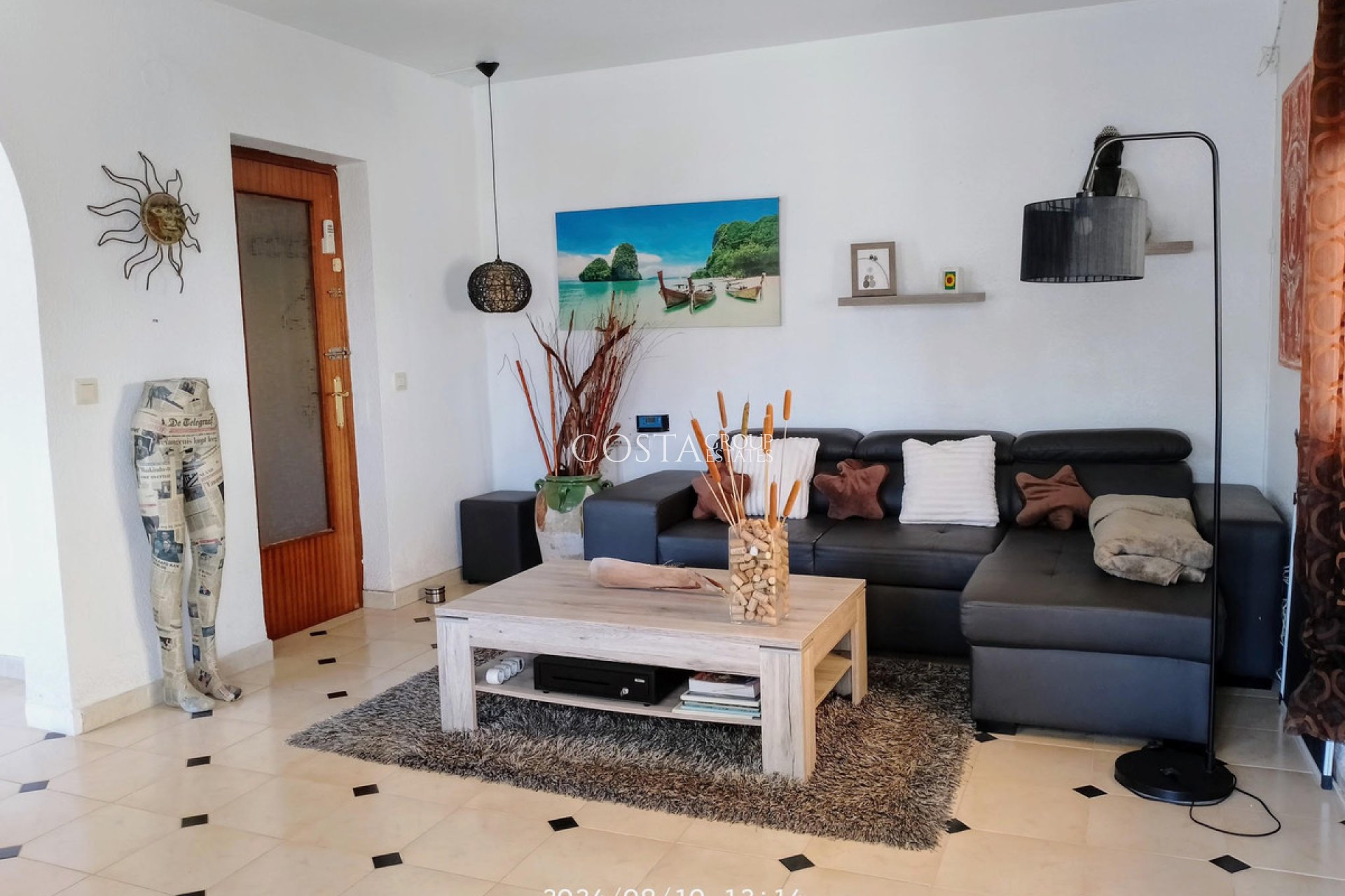 Resale - Villa -
Torrevieja - Torrevieja Centro