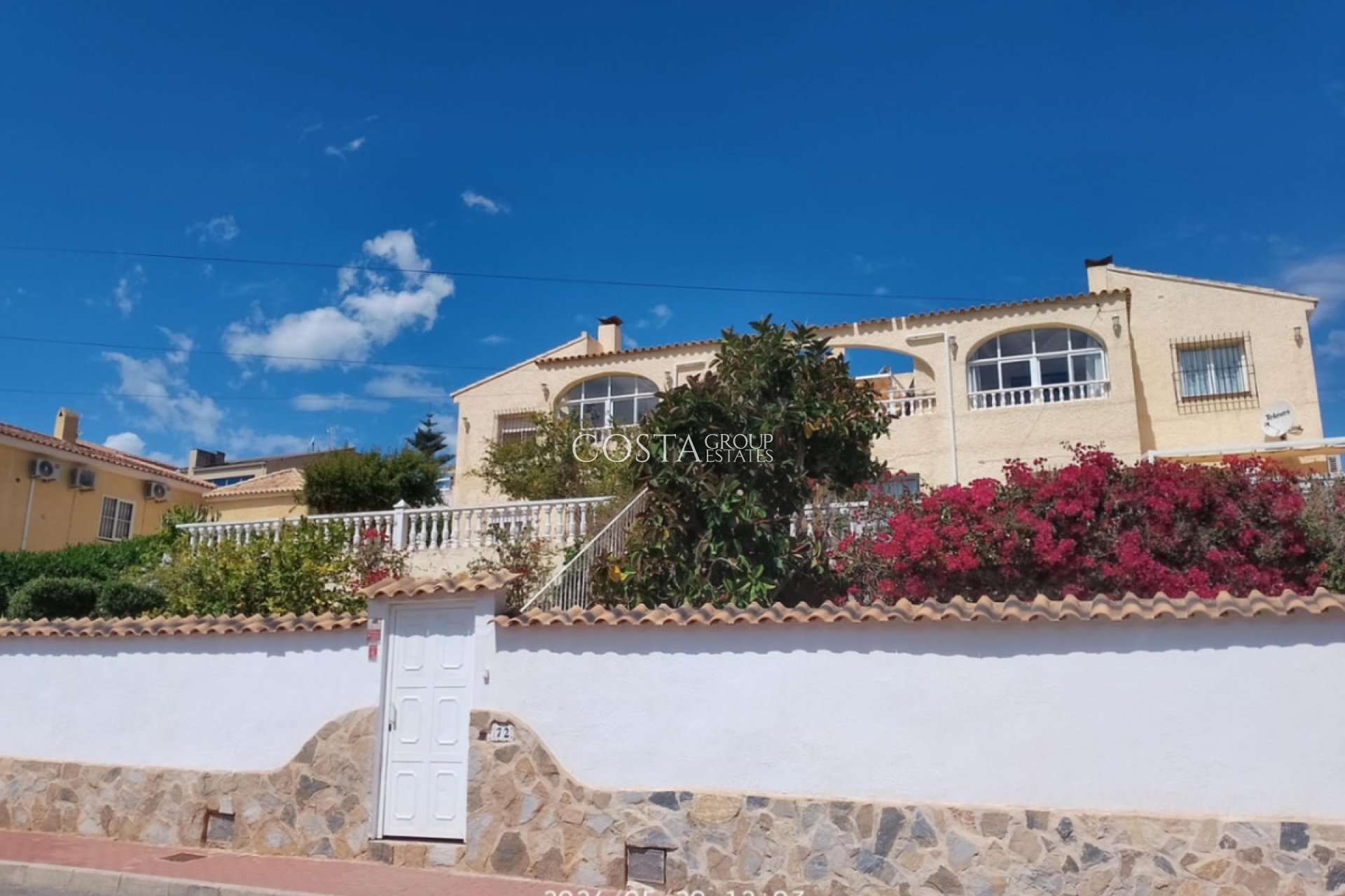 Resale - Villa -
Torrevieja - Torrevieja Centro