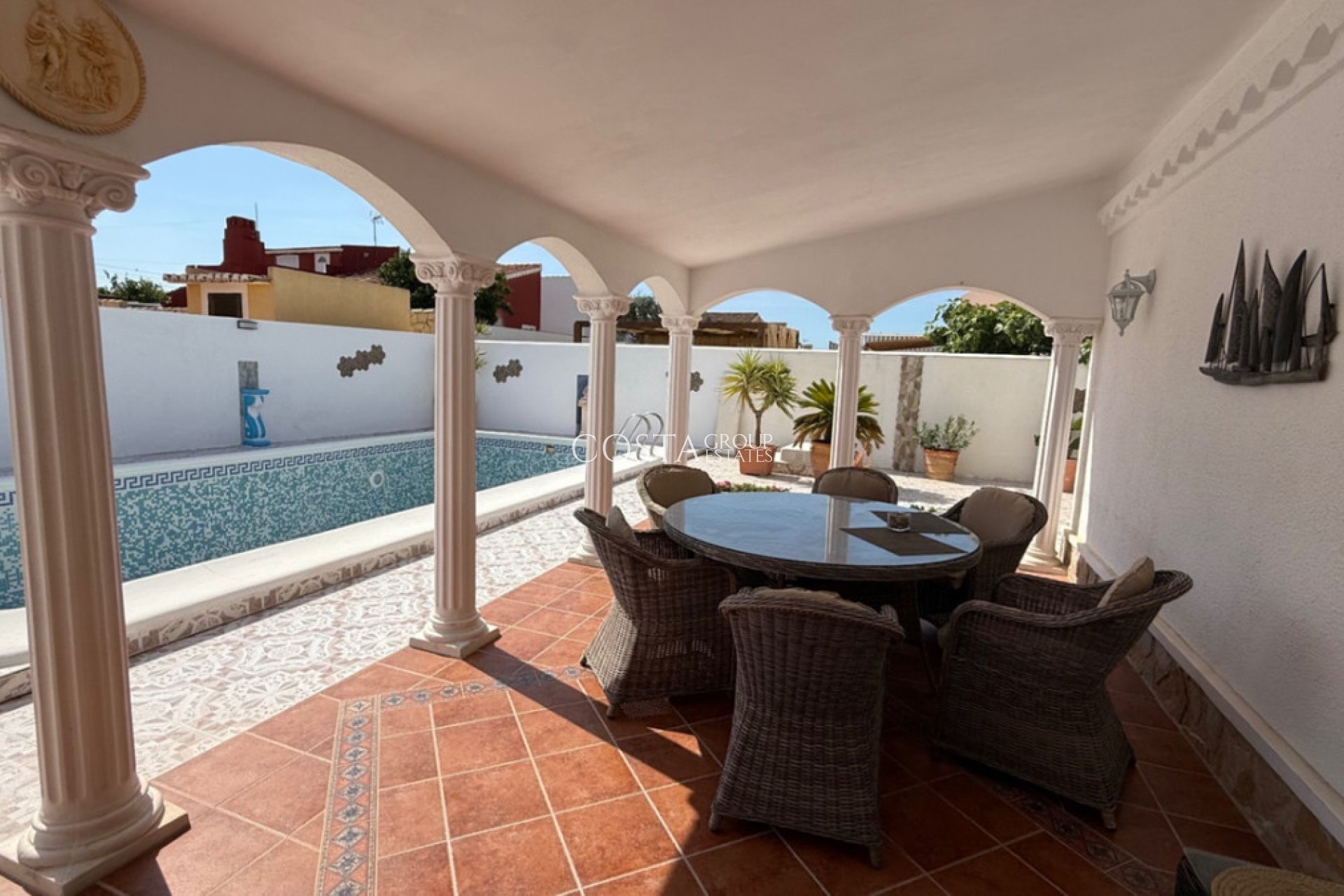 Resale - Villa -
Torrevieja - Torrevieja Centro