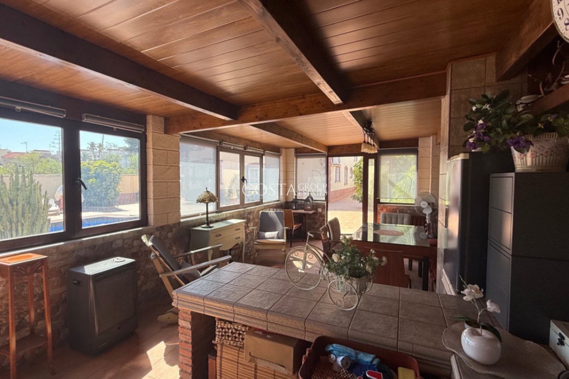 Resale - Villa -
Torrevieja - Torrevieja Centro