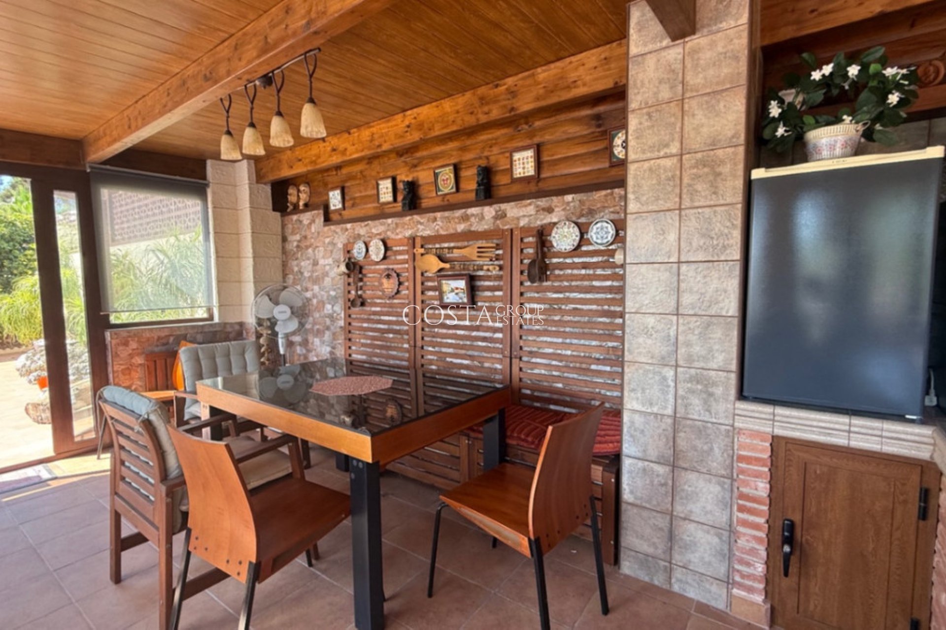 Resale - Villa -
Torrevieja - Torrevieja Centro