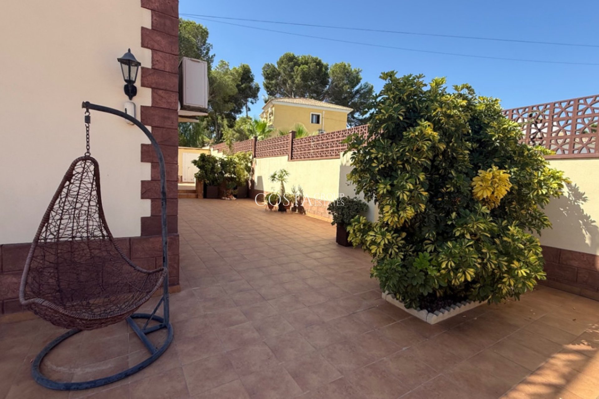 Resale - Villa -
Torrevieja - Torrevieja Centro