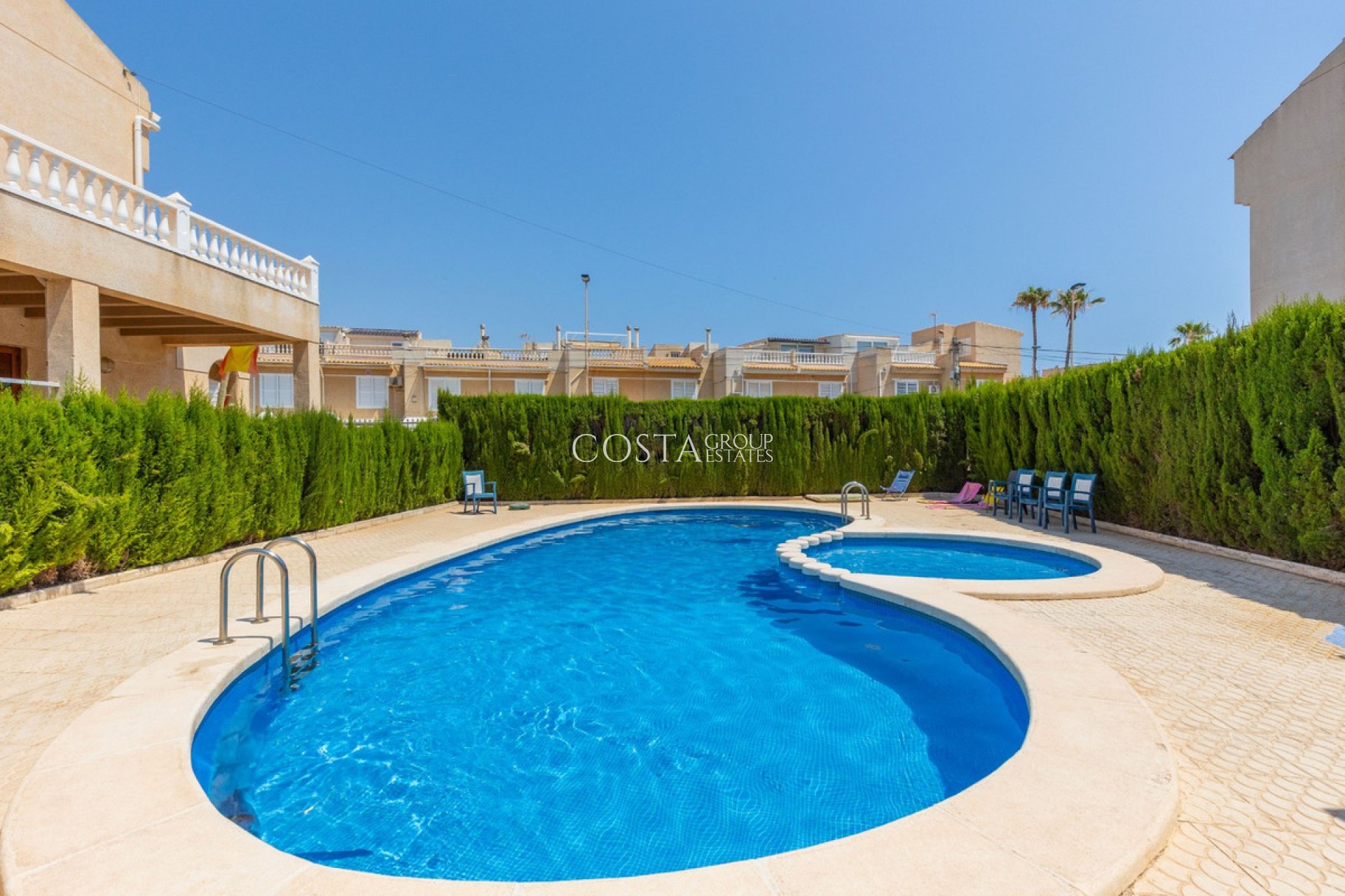Resale - Villa -
Torrevieja - Torrevieja Centro