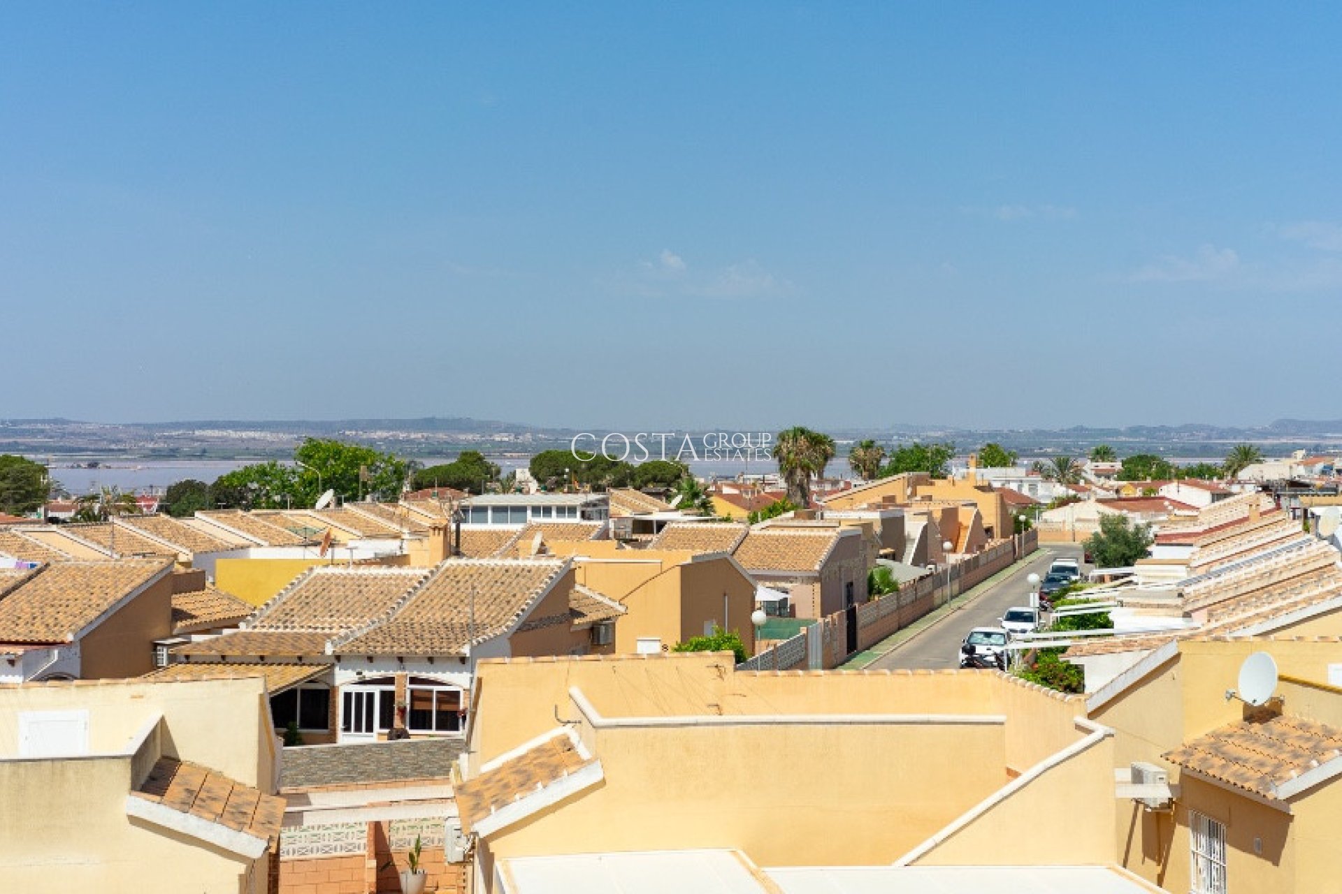 Resale - Villa -
Torrevieja - Torrevieja Centro