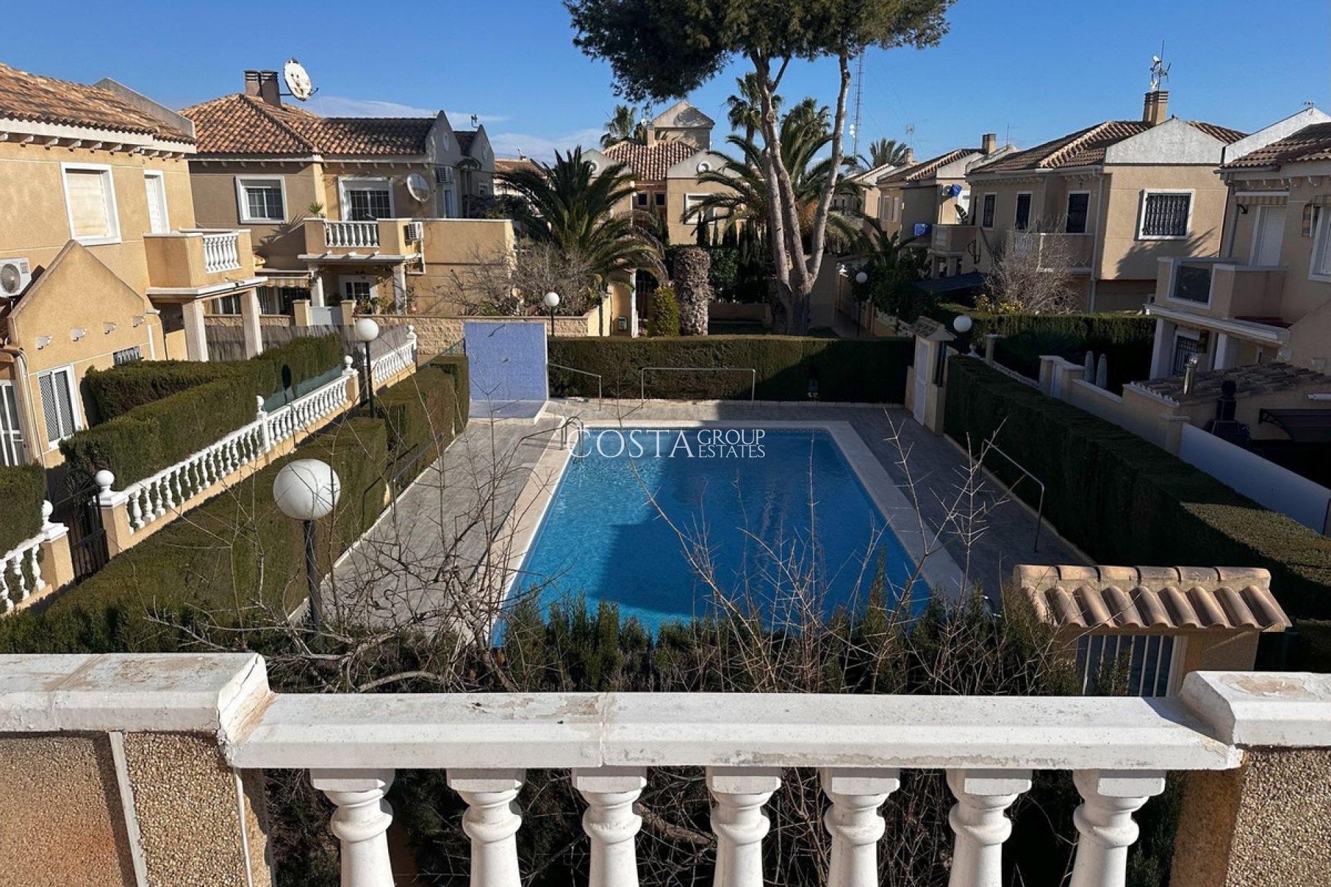 Resale - Villa -
Torrevieja - Torrevieja Centro