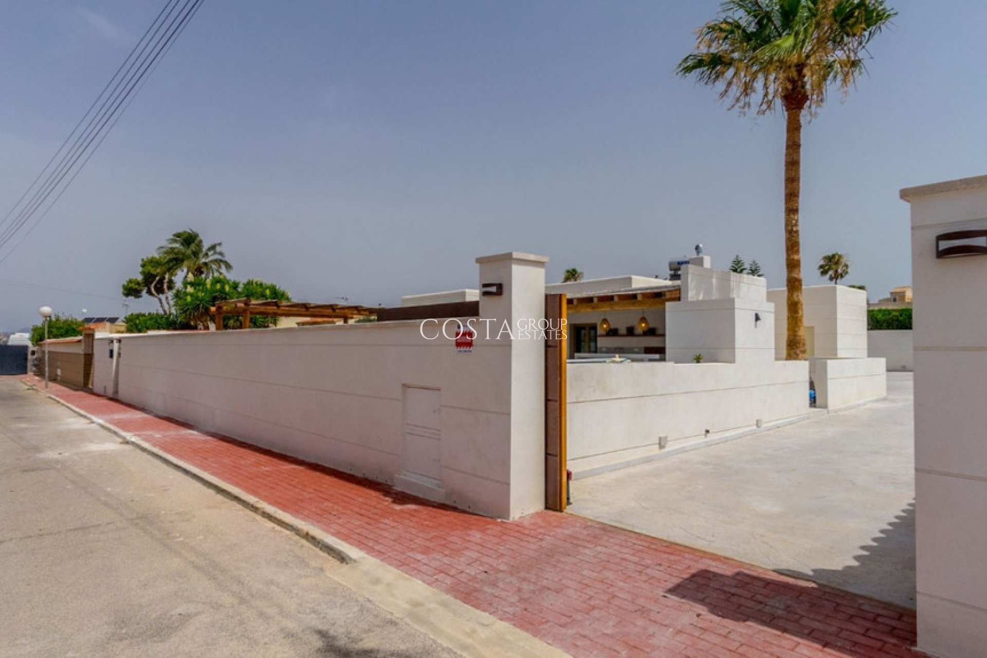 Resale - Villa -
Torrevieja - Torrevieja Centro