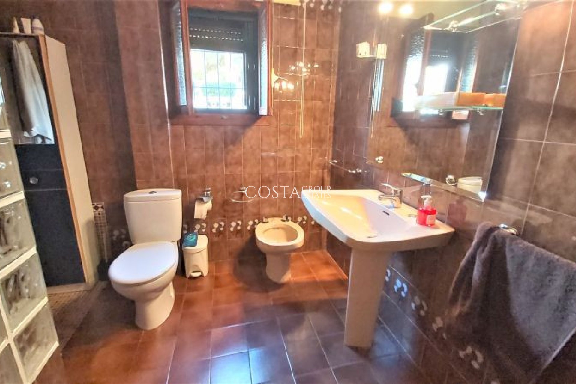 Resale - Villa -
Torrevieja - Torrevieja Centro