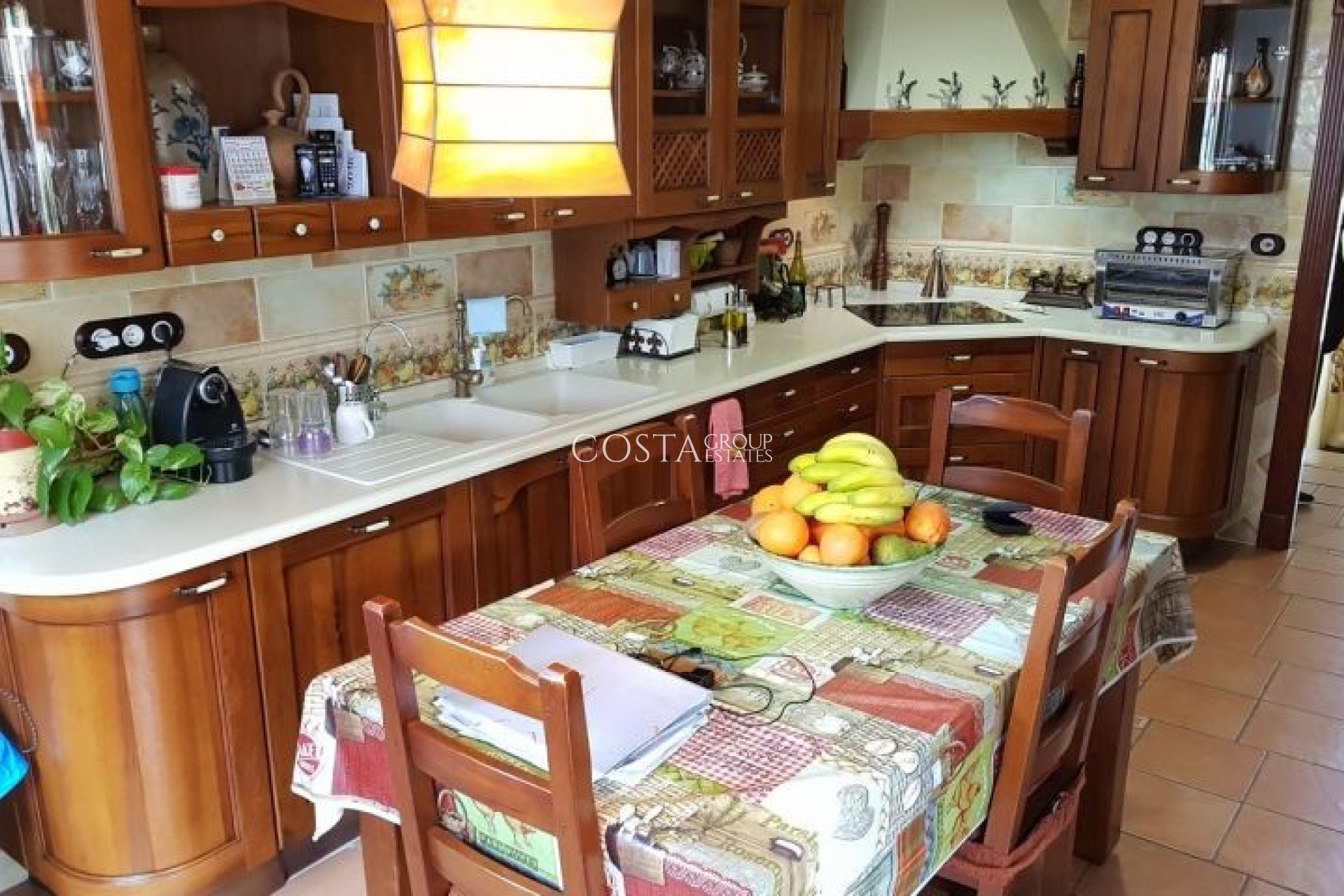 Resale - Villa -
Torrevieja - Torrevieja Centro