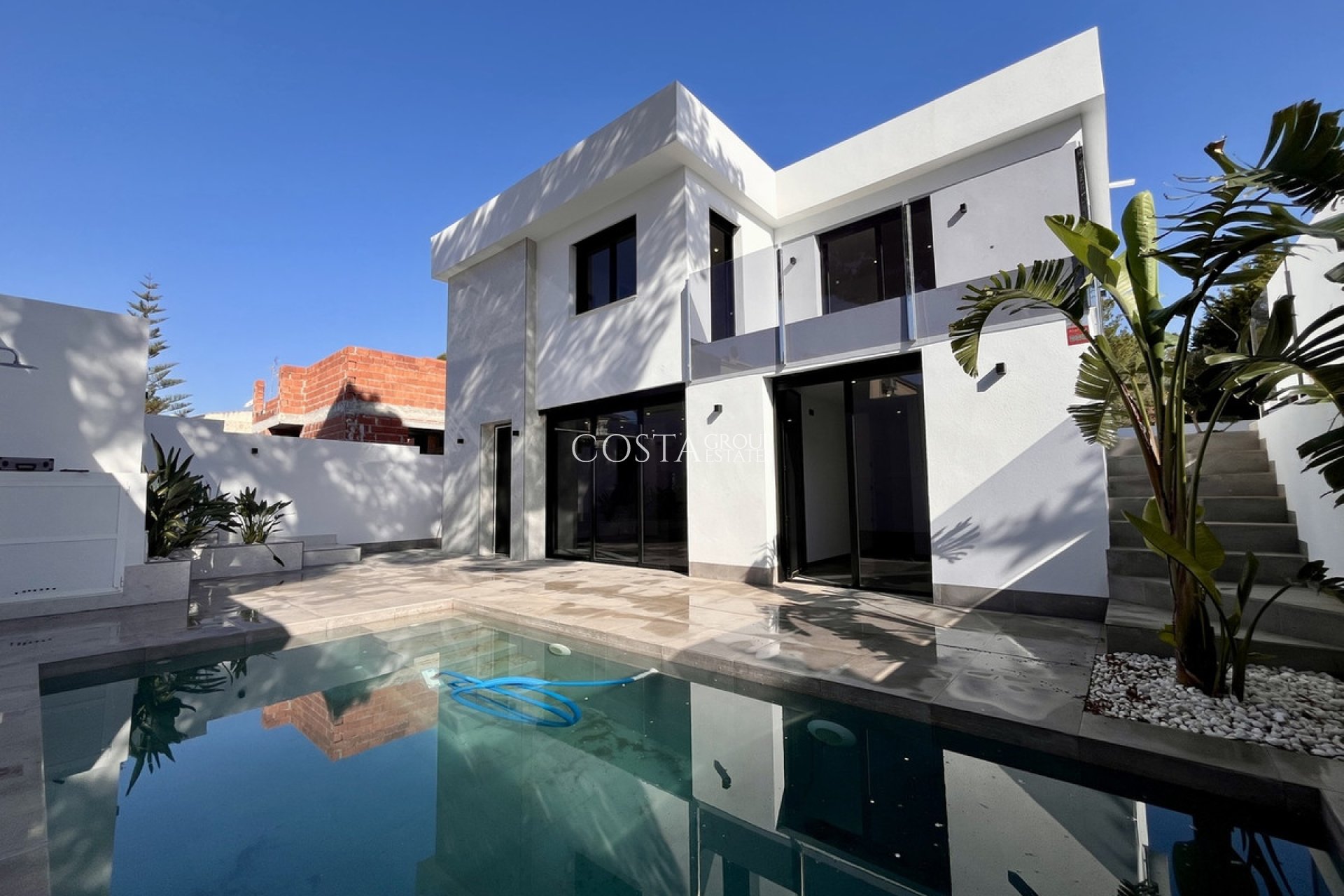 Resale - Villa -
Torrevieja - Torrevieja Centro