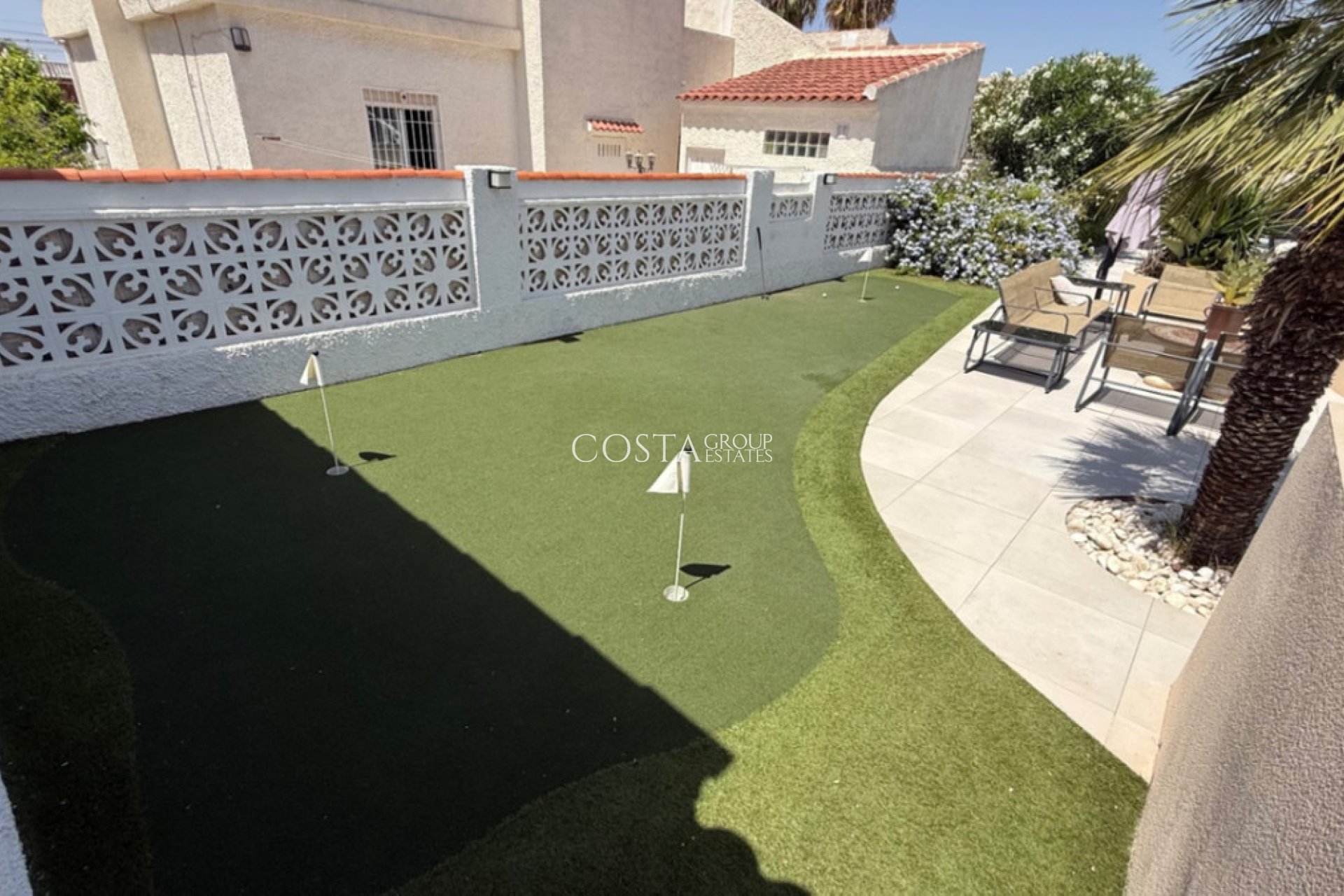 Resale - Villa -
Torrevieja - Torrevieja Centro