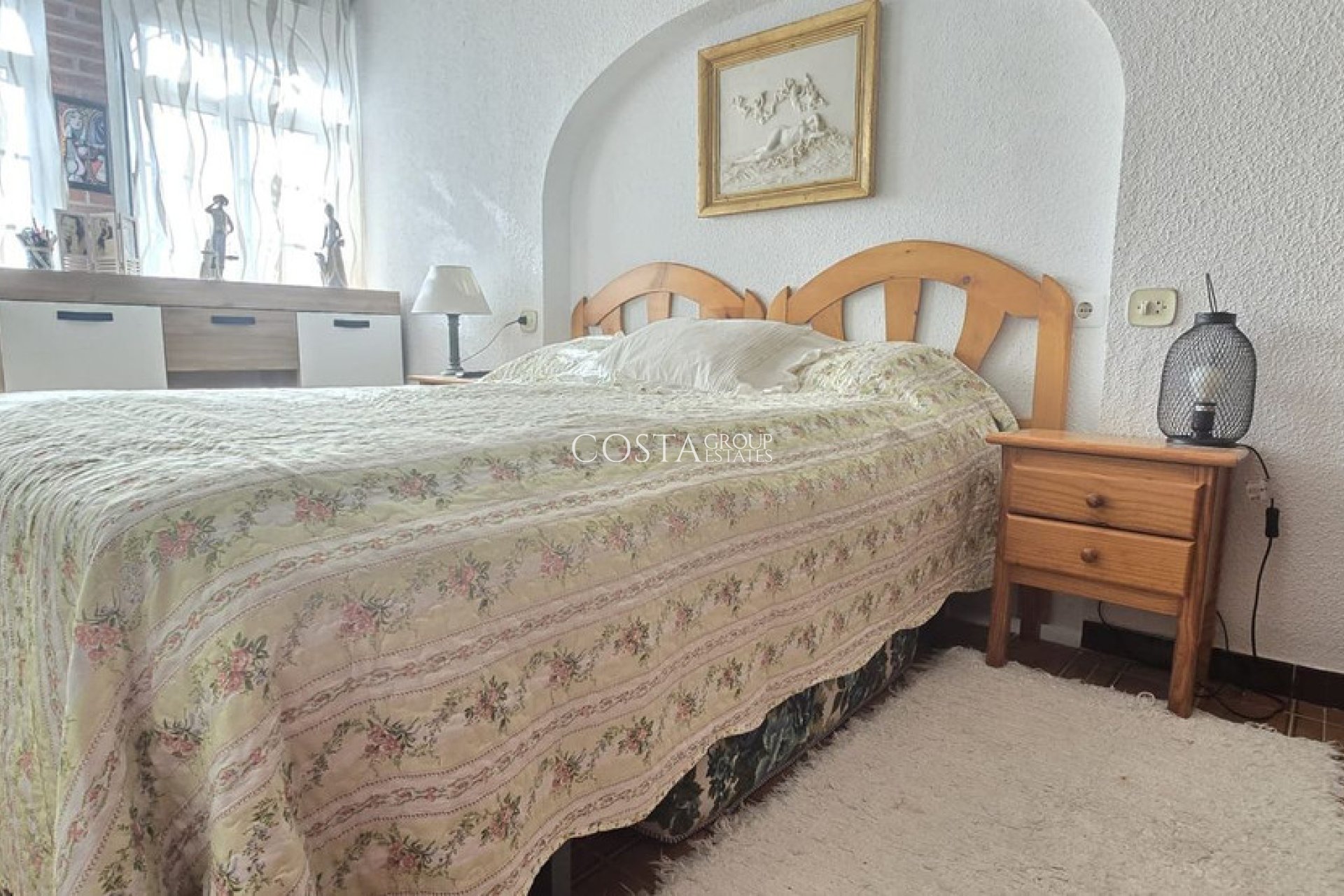 Resale - Villa -
Torrevieja - Torrevieja Centro