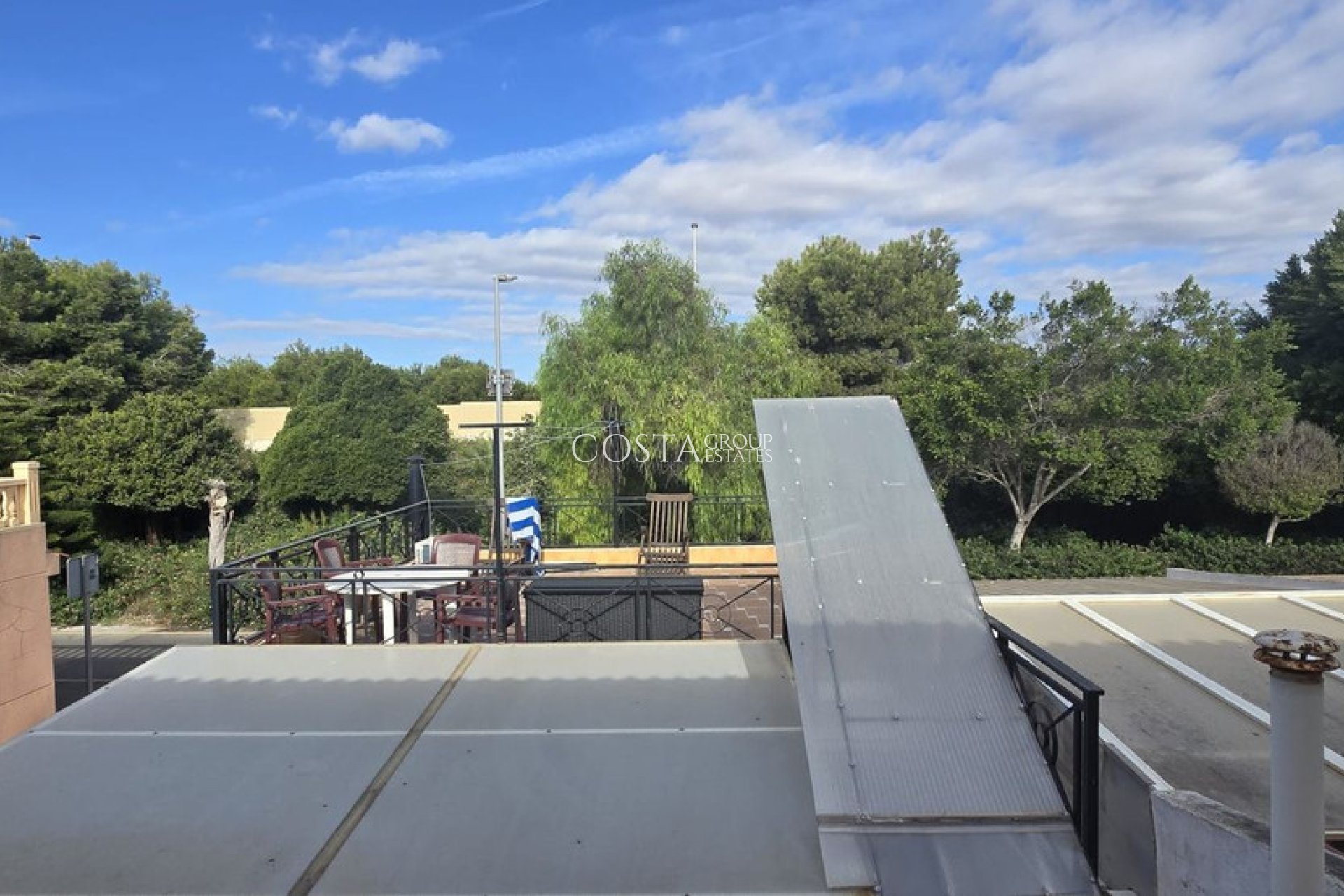 Resale - Villa -
Torrevieja - Torrevieja Centro