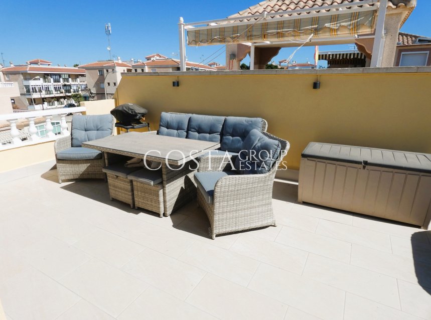 Resale - Villa -
Torrevieja - Torrevieja Centro