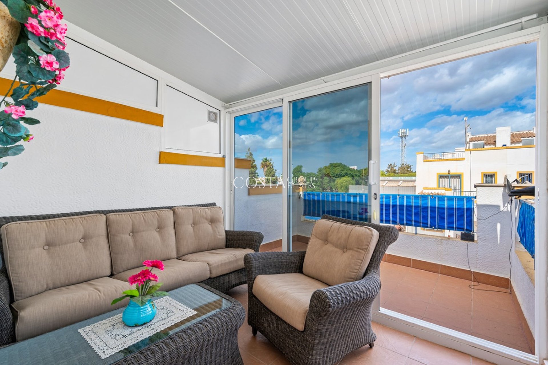 Resale - Villa -
Torrevieja - Torrevieja Centro