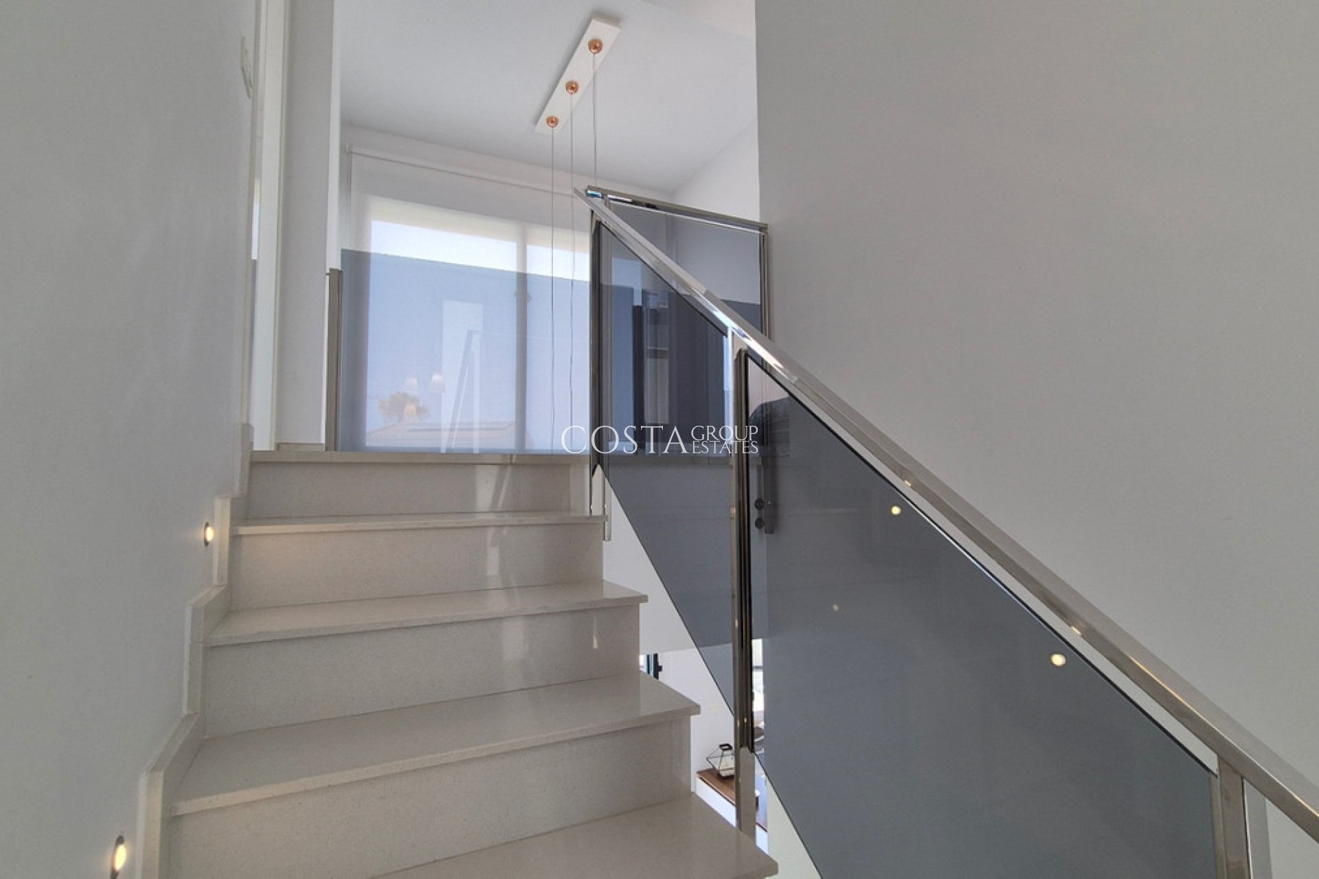 Resale - Villa -
Torrevieja - Torrevieja Centro